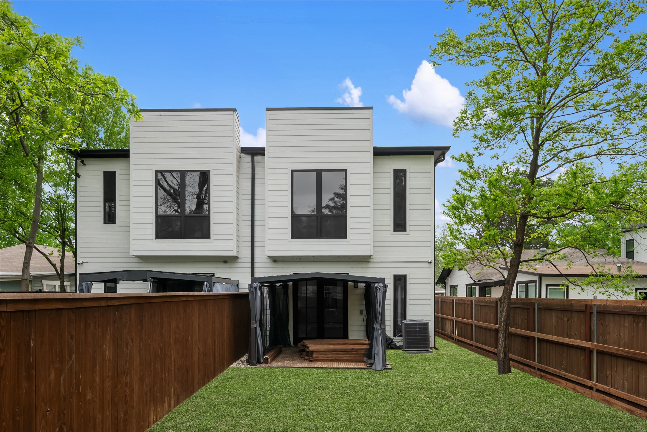 5227 Lindsley Avenue Dallas TX 75223
