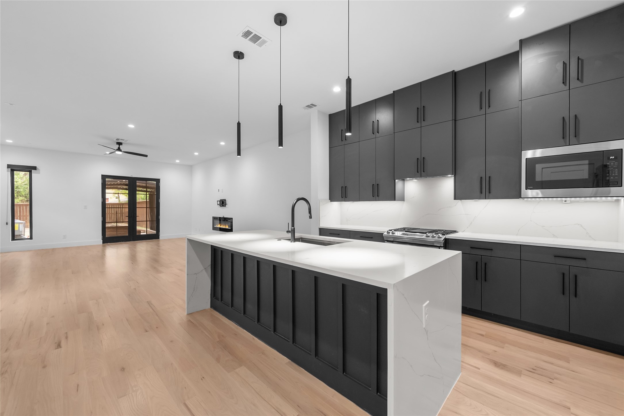 5227 Lindsley Avenue Dallas TX 75223