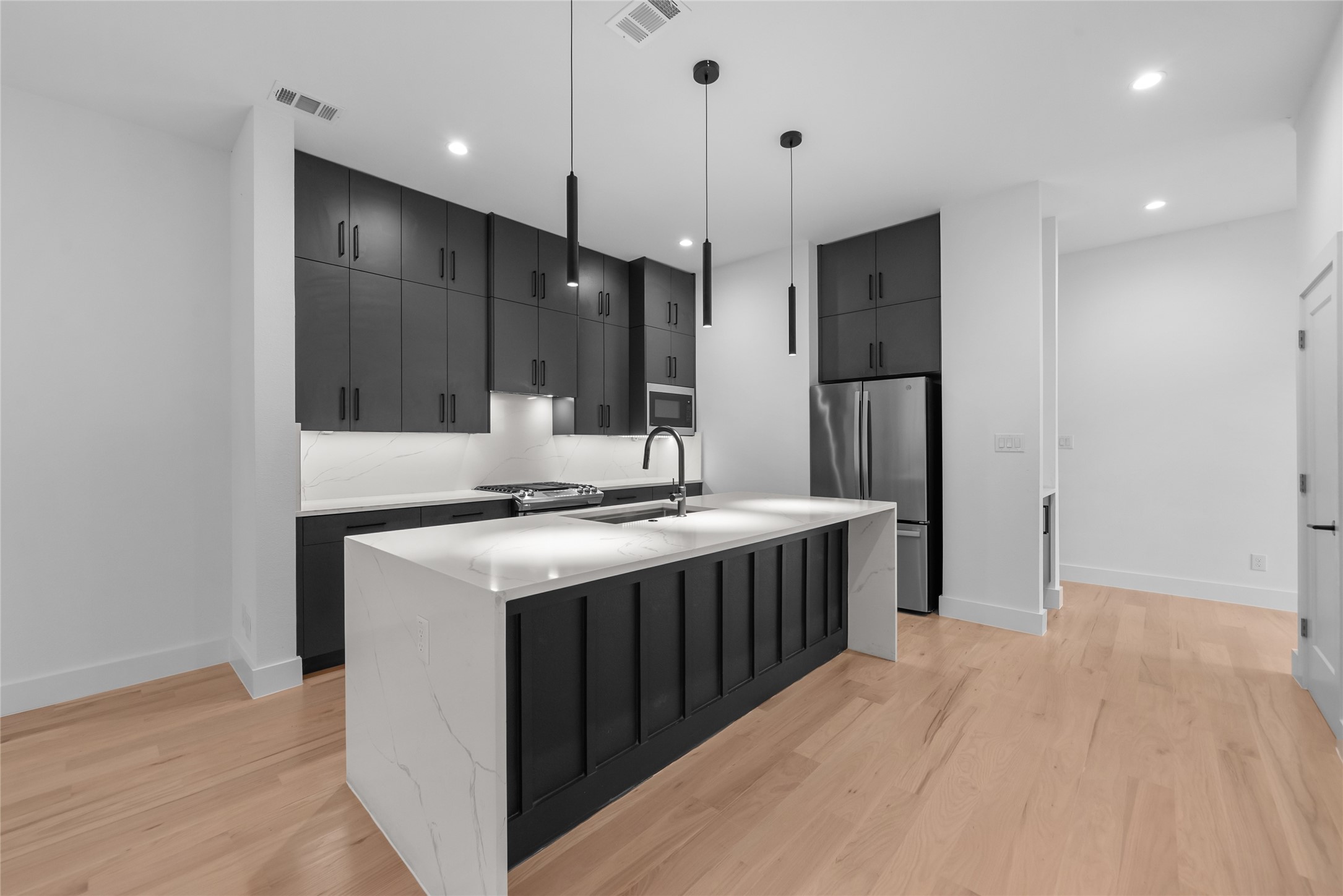 5227 Lindsley Avenue Dallas TX 75223