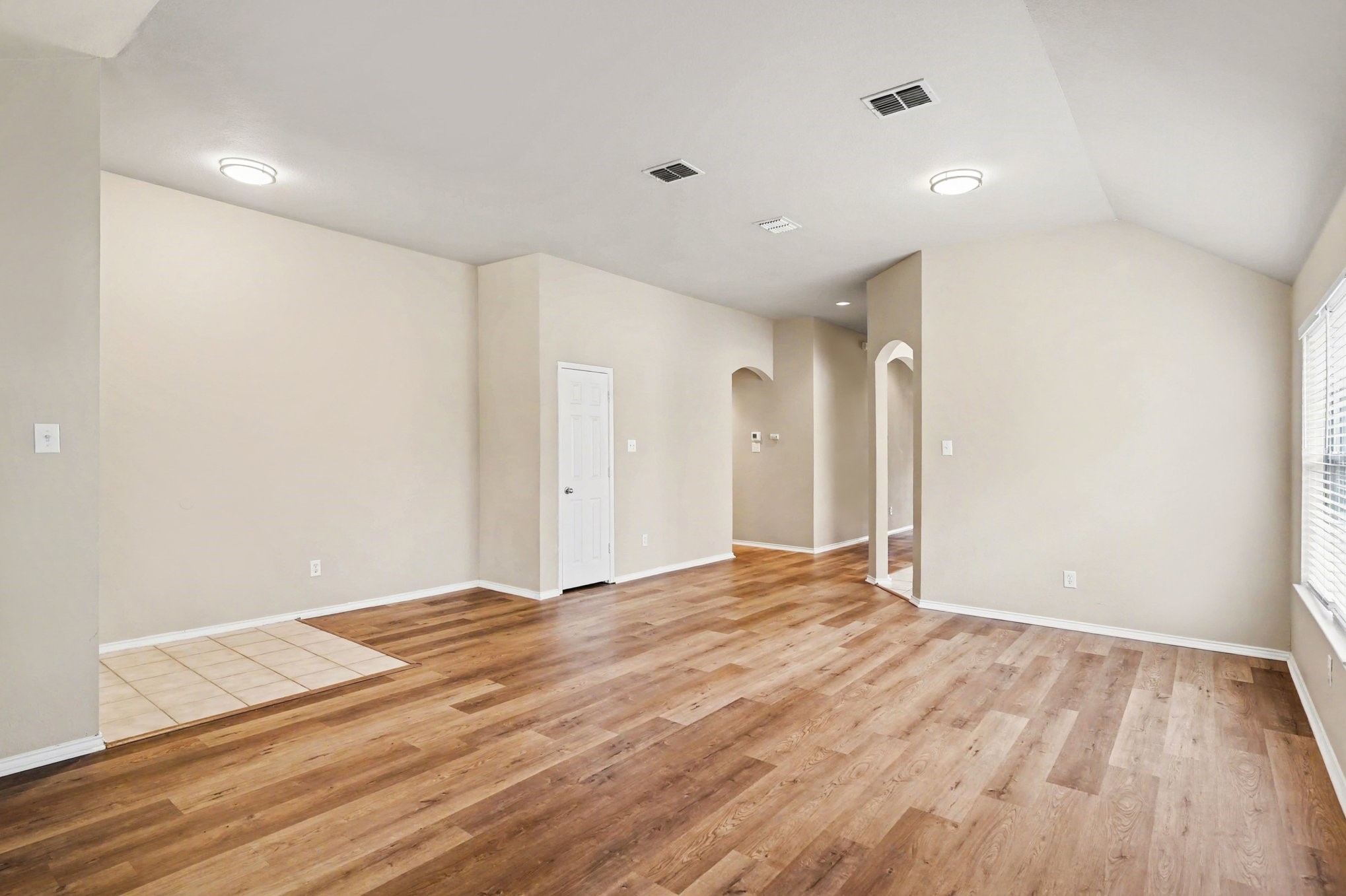 633 Horn Street Crowley TX 76036