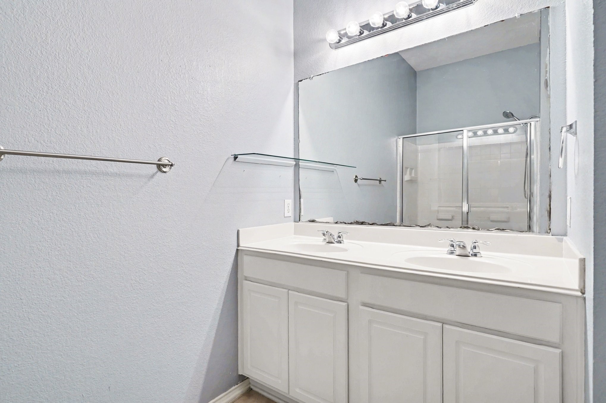 633 Horn Street Crowley TX 76036