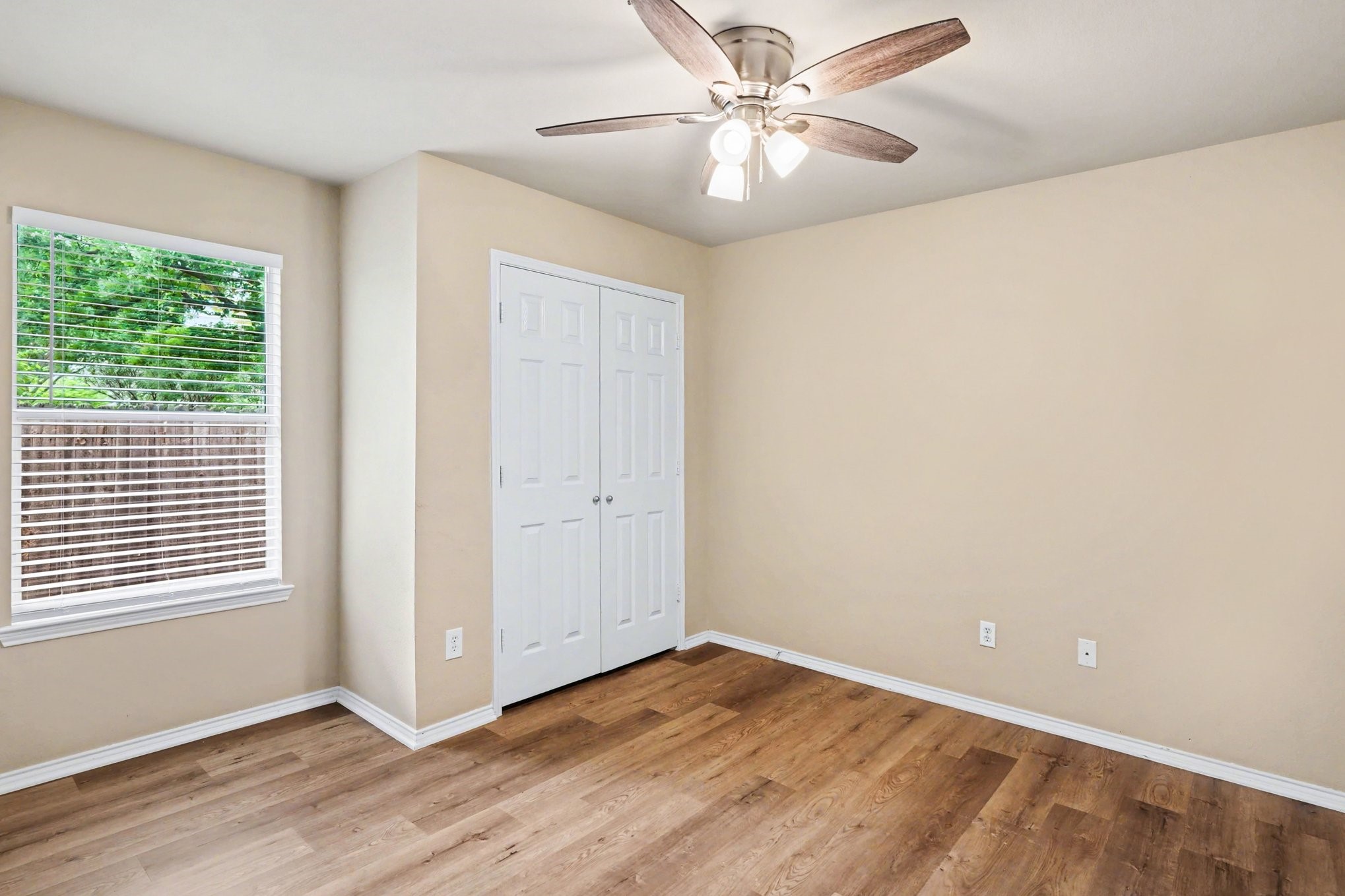 633 Horn Street Crowley TX 76036