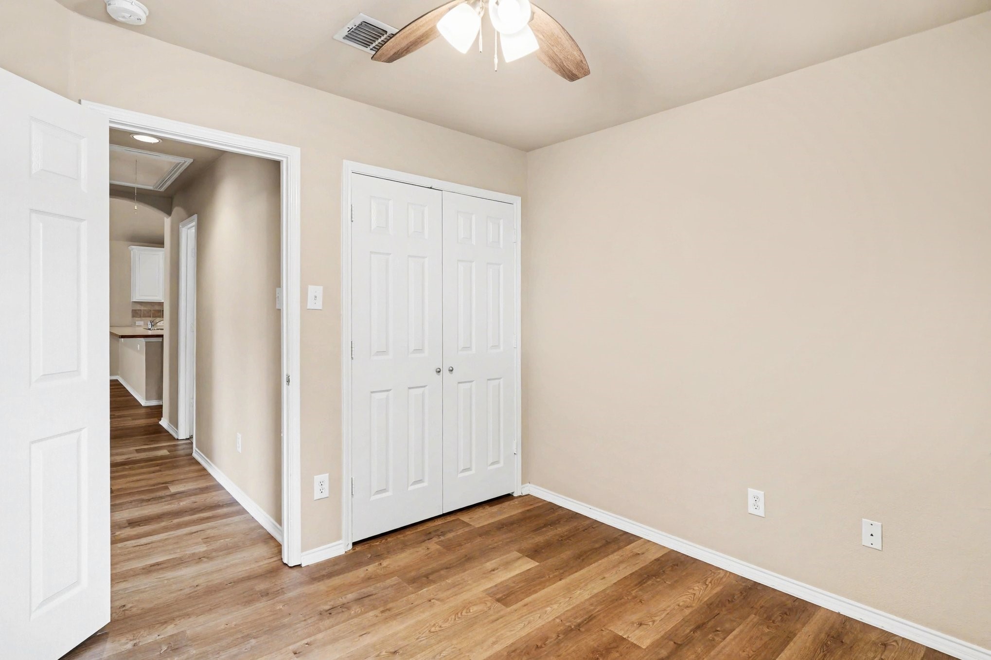 633 Horn Street Crowley TX 76036