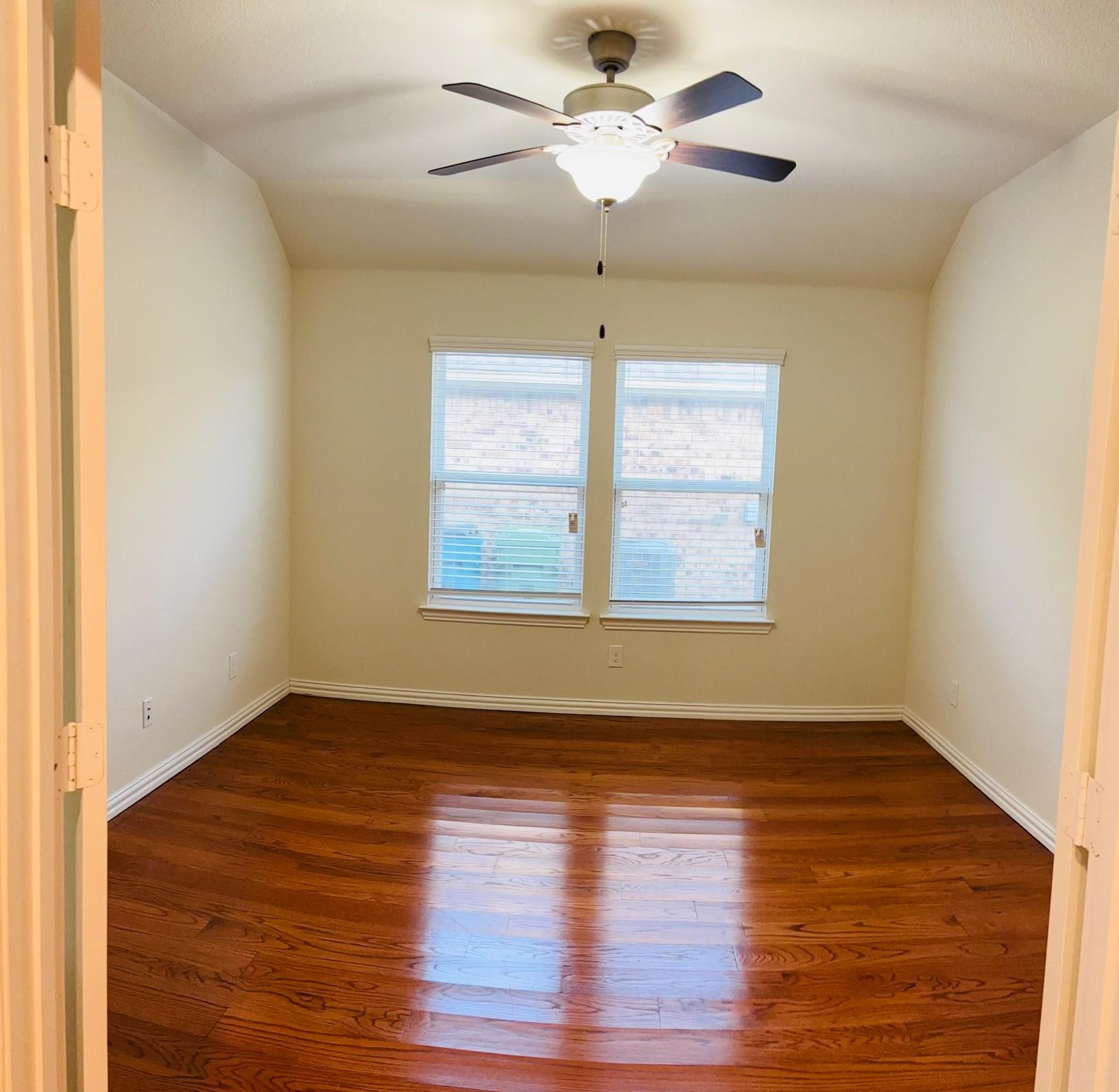 105 Hanover Trail Lewisville TX 75067
