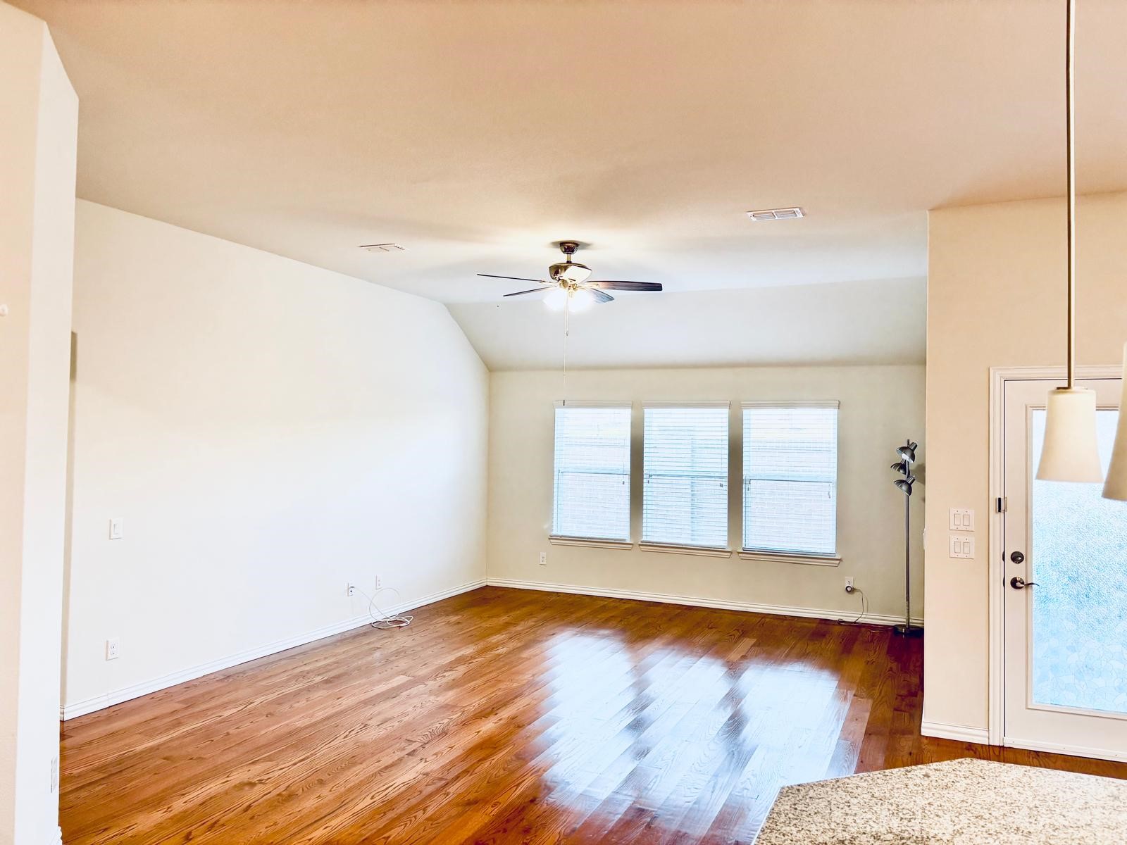 105 Hanover Trail Lewisville TX 75067
