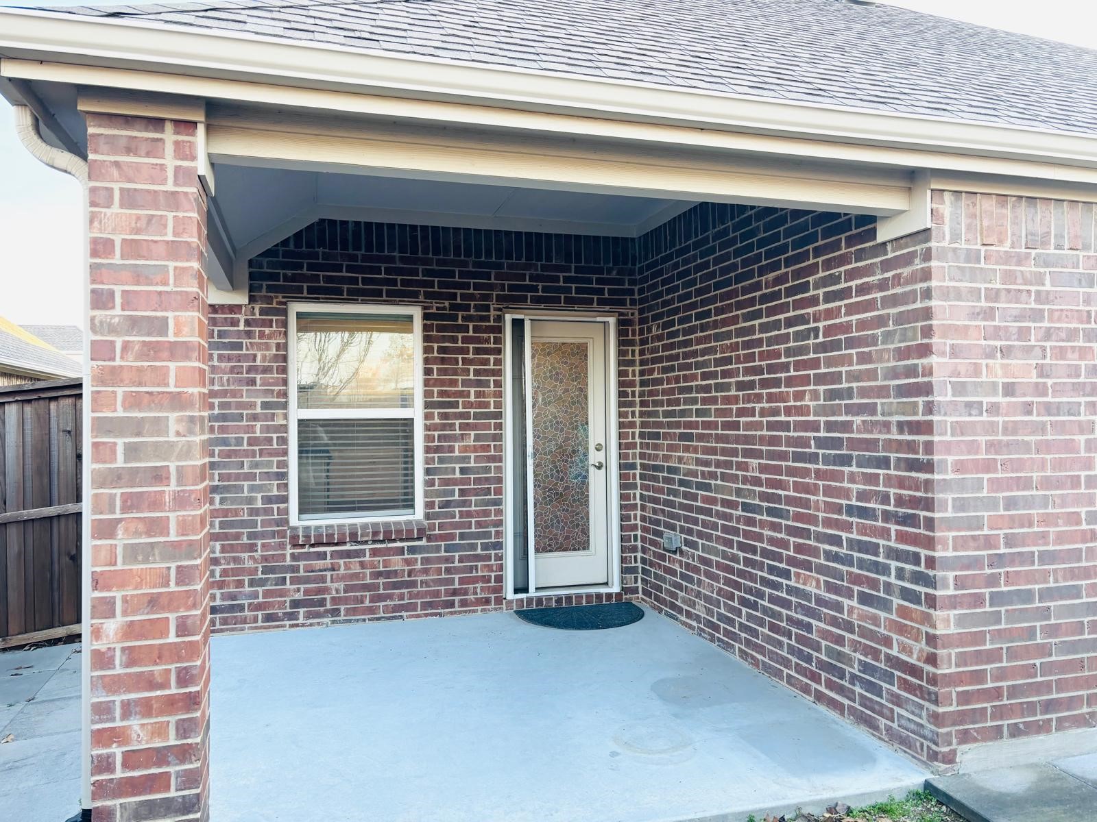 105 Hanover Trail Lewisville TX 75067