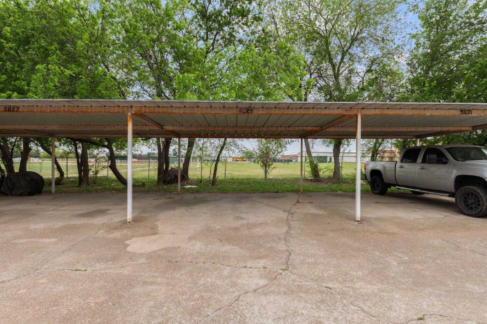 5825 Shadydell Drive Fort Worth TX 76135