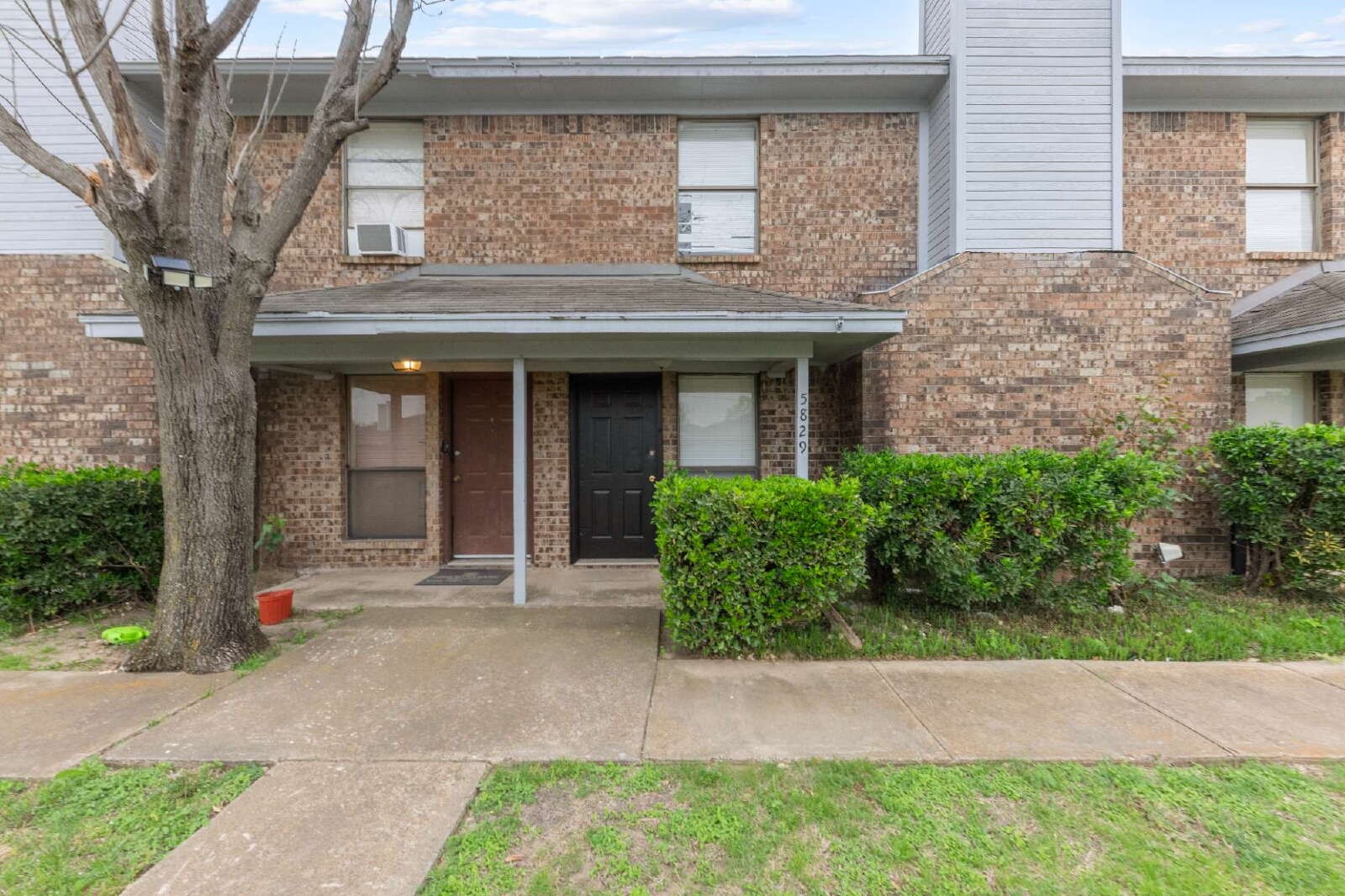 5825 Shadydell Drive Fort Worth TX 76135