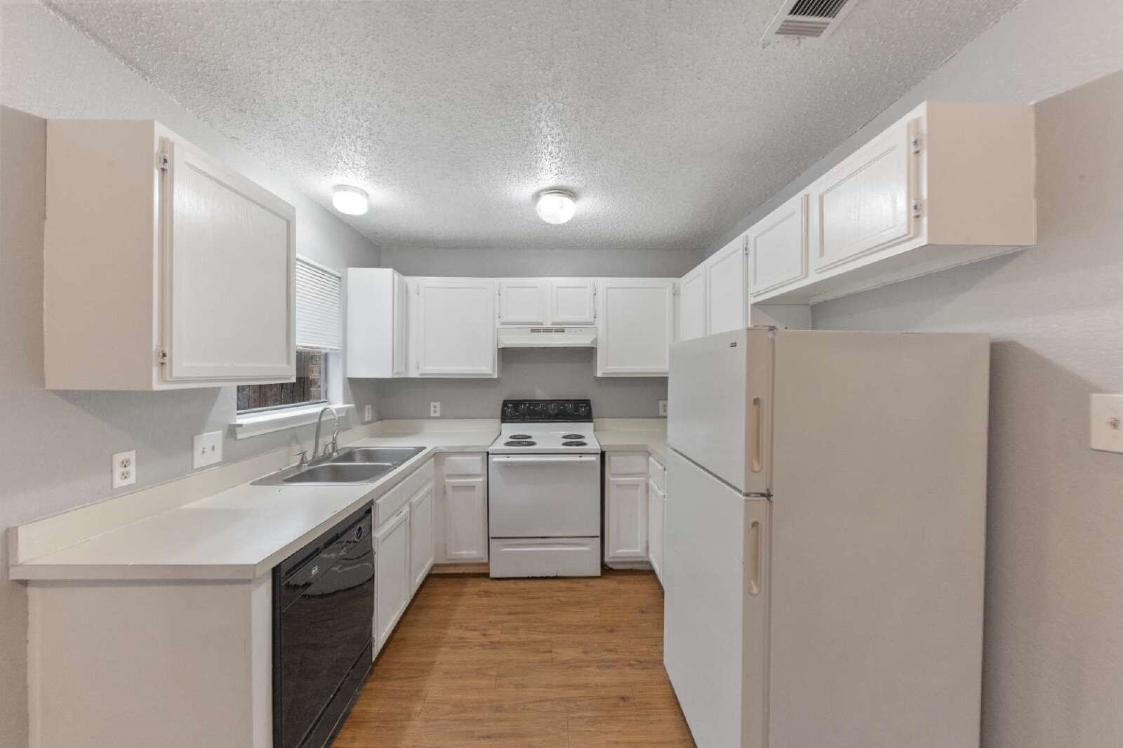 5825 Shadydell Drive Fort Worth TX 76135