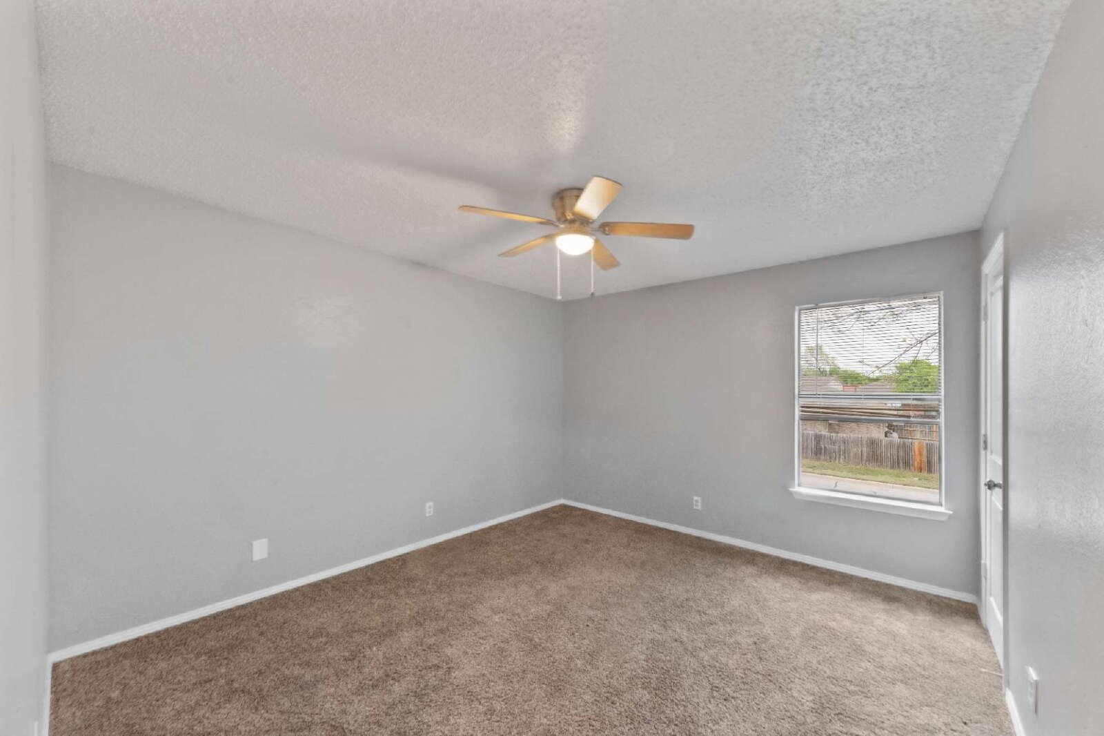5825 Shadydell Drive Fort Worth TX 76135