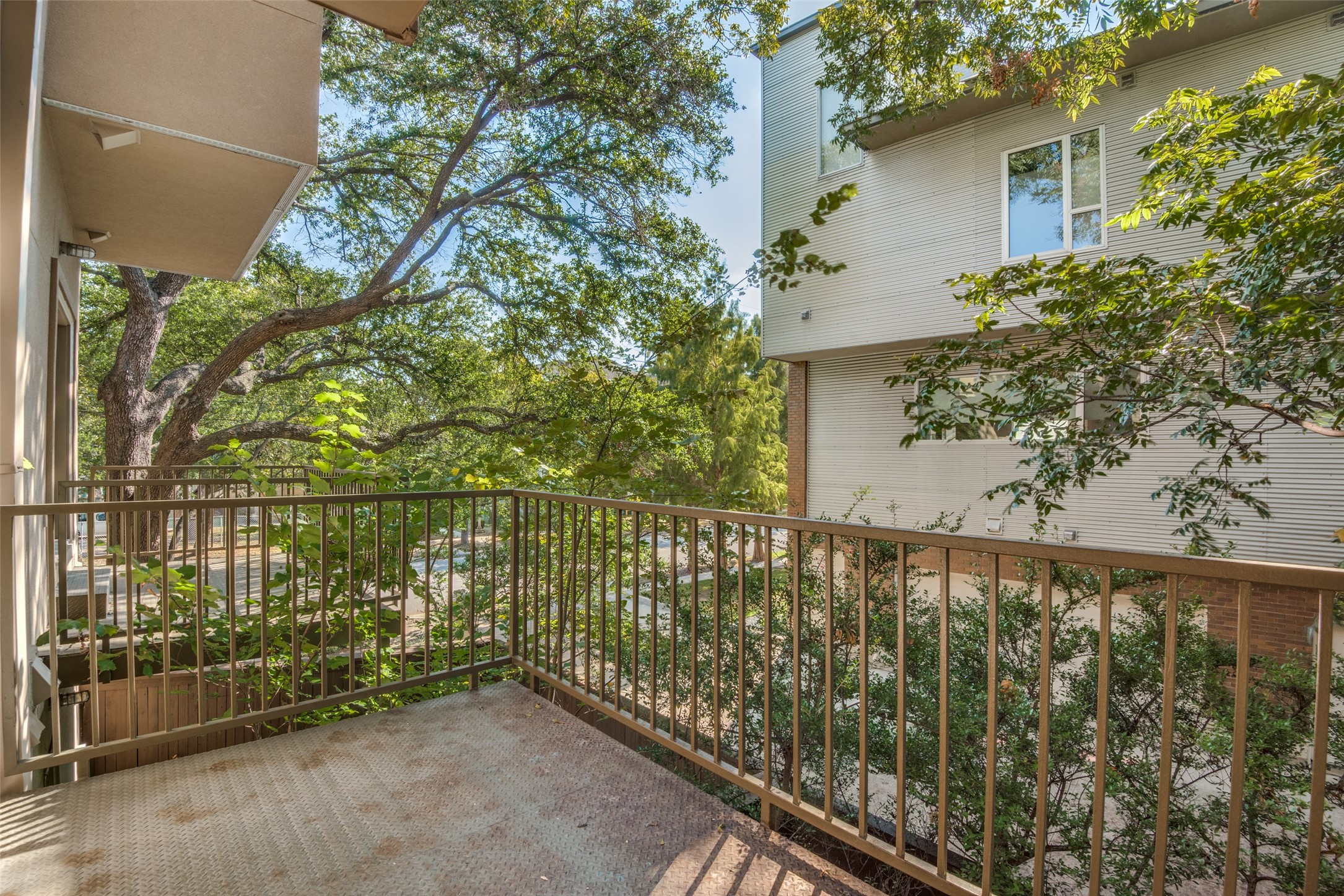 4225 Mckinney Avenue Dallas TX 75205