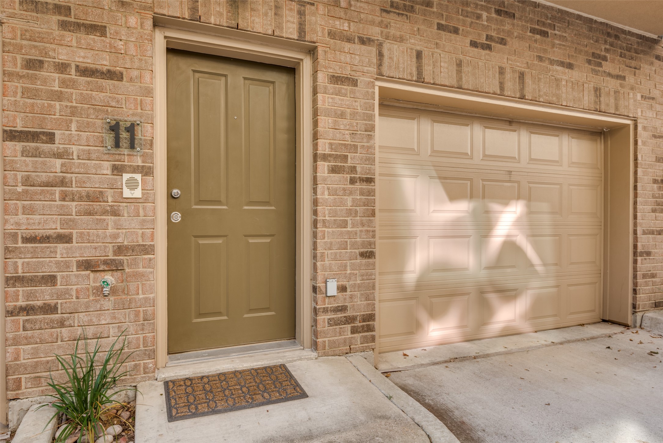 4225 Mckinney Avenue Dallas TX 75205