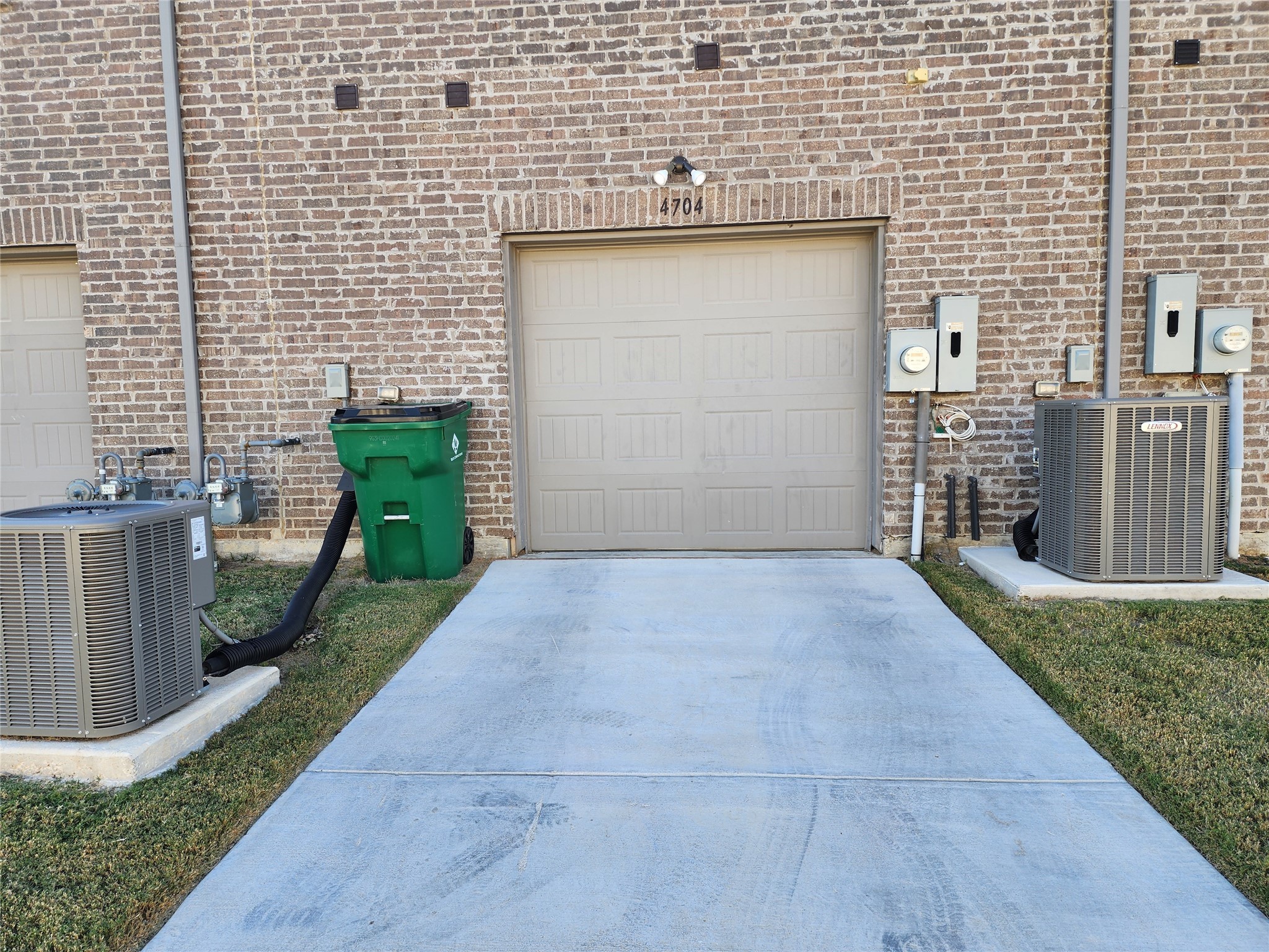 4704 Haltom Road Haltom City TX 76117