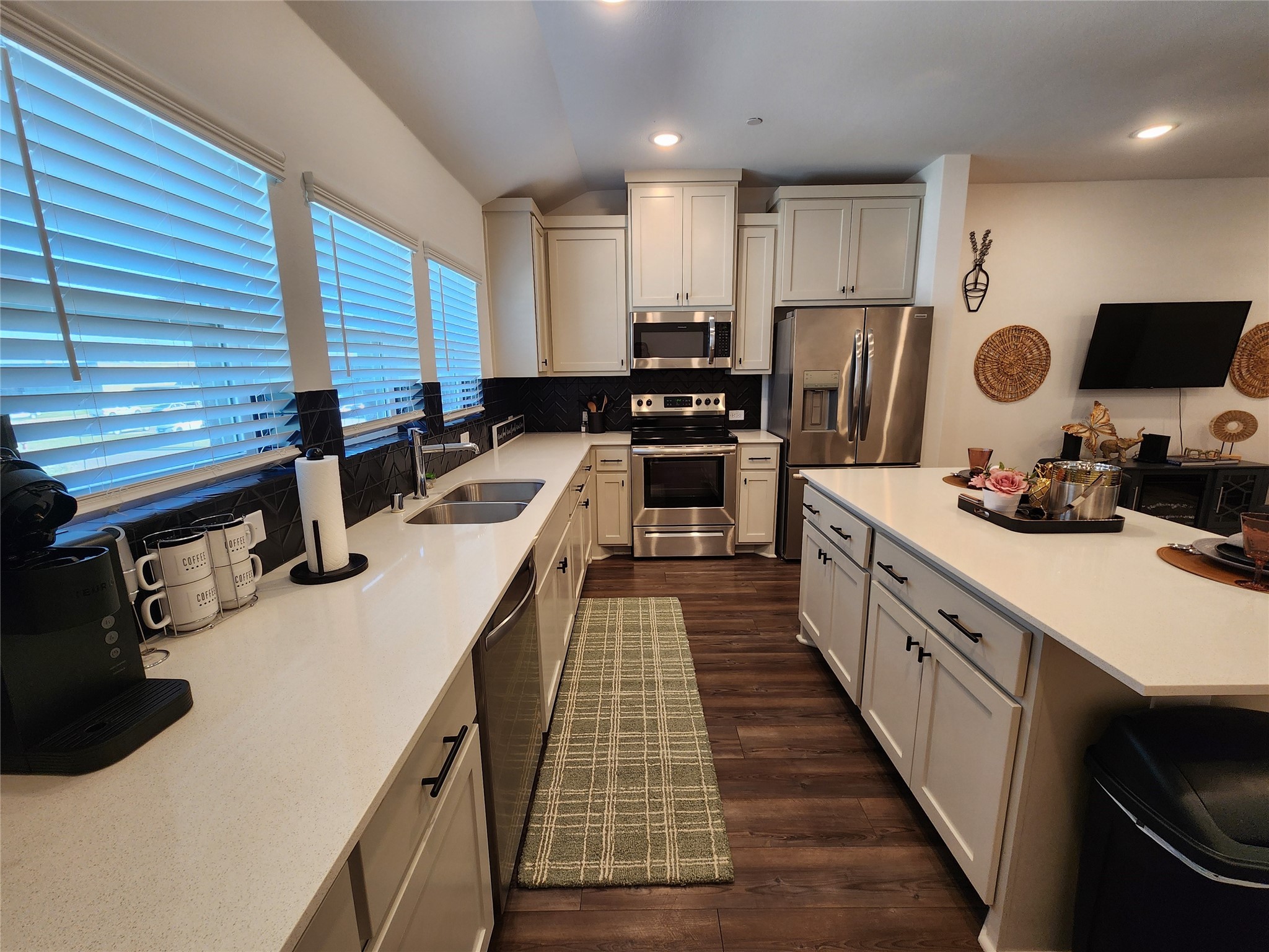 4704 Haltom Road Haltom City TX 76117