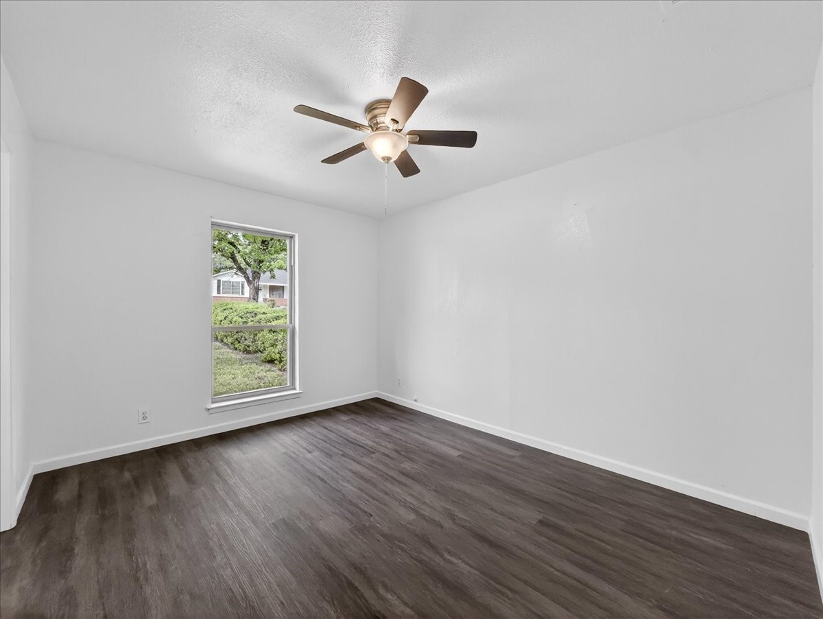 2521 Putnam Street Fort Worth TX 76112