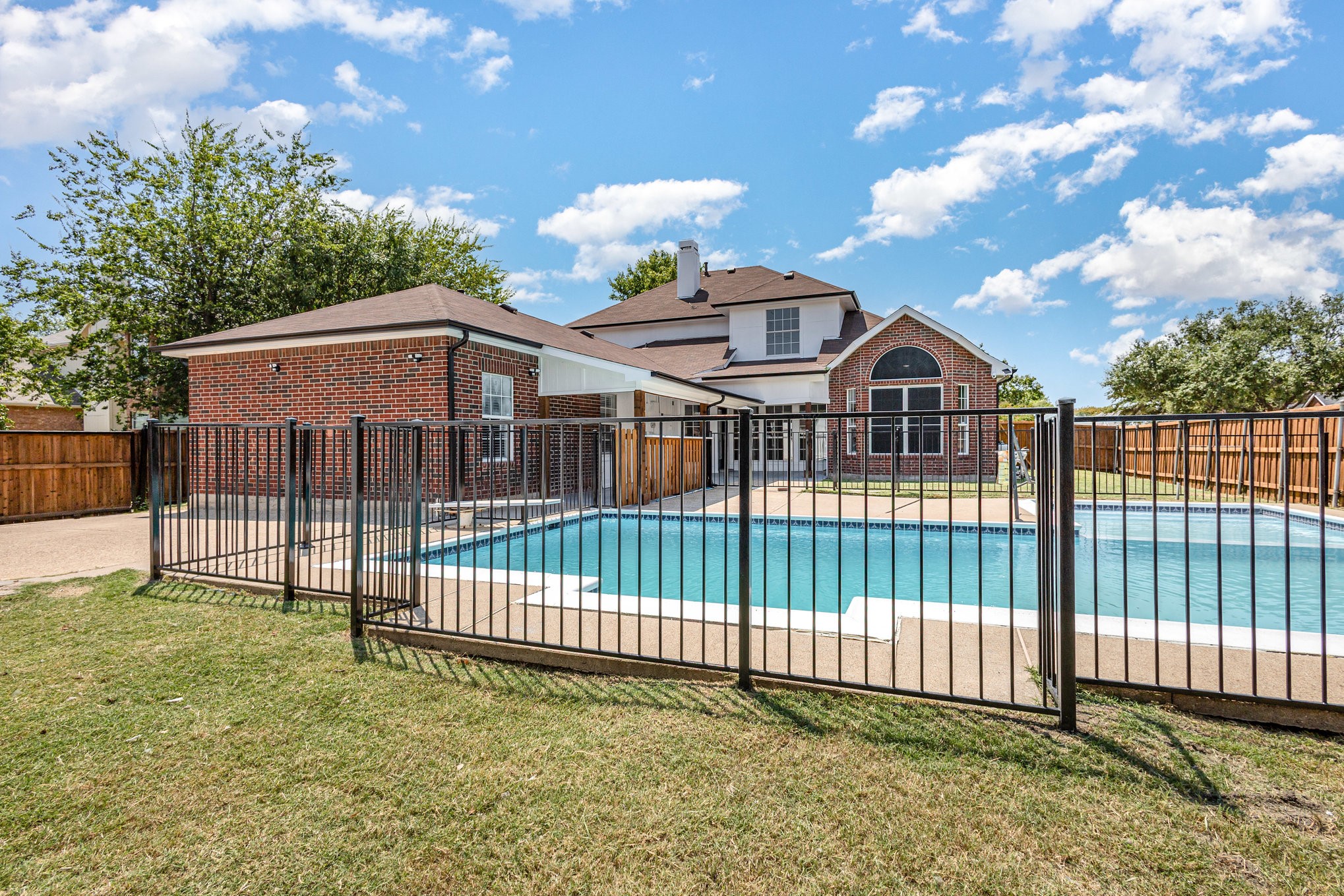 4610 Clay Drive Rowlett TX 75088