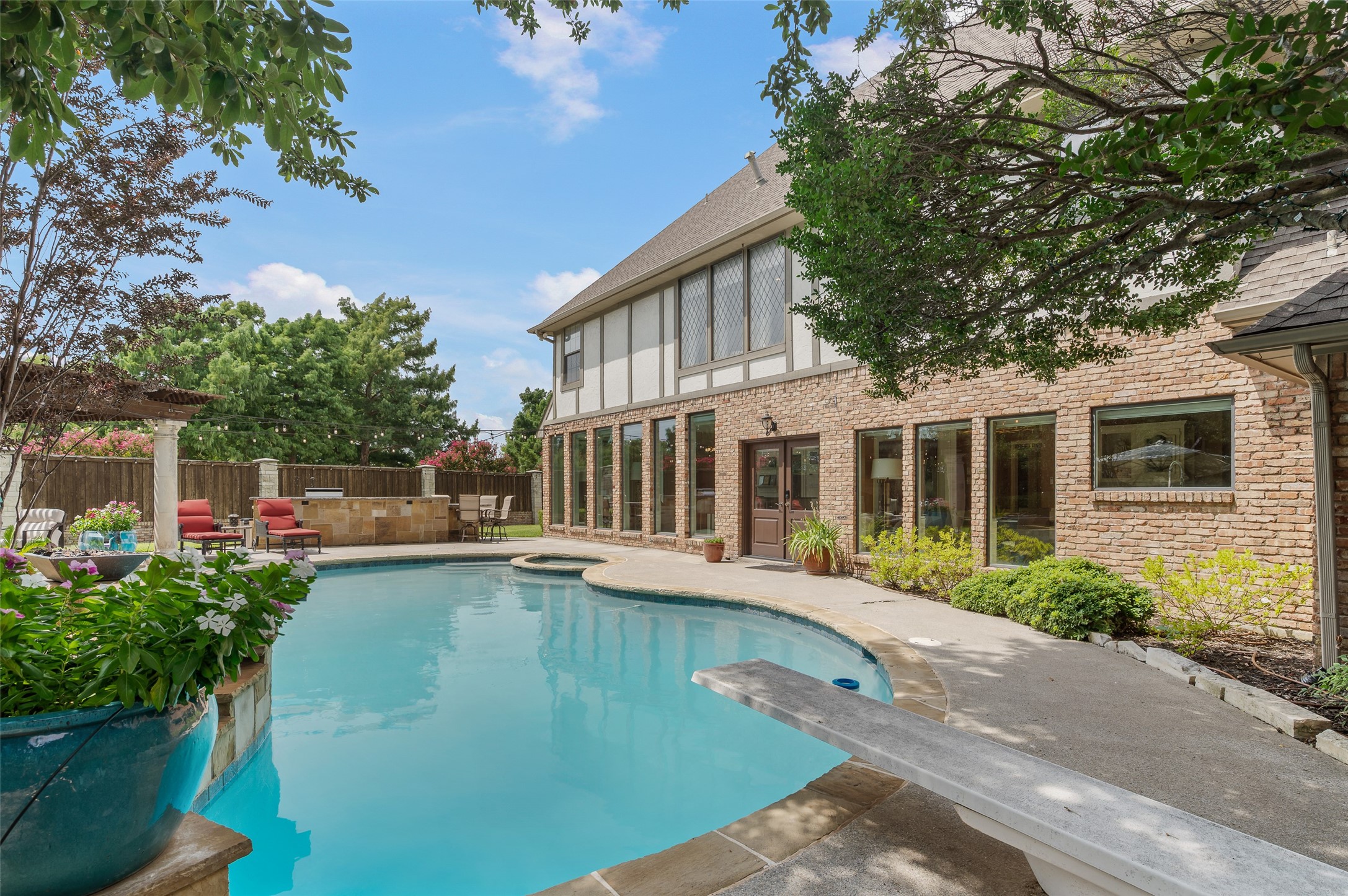 2004 Crown Knoll Lane Plano TX 75093