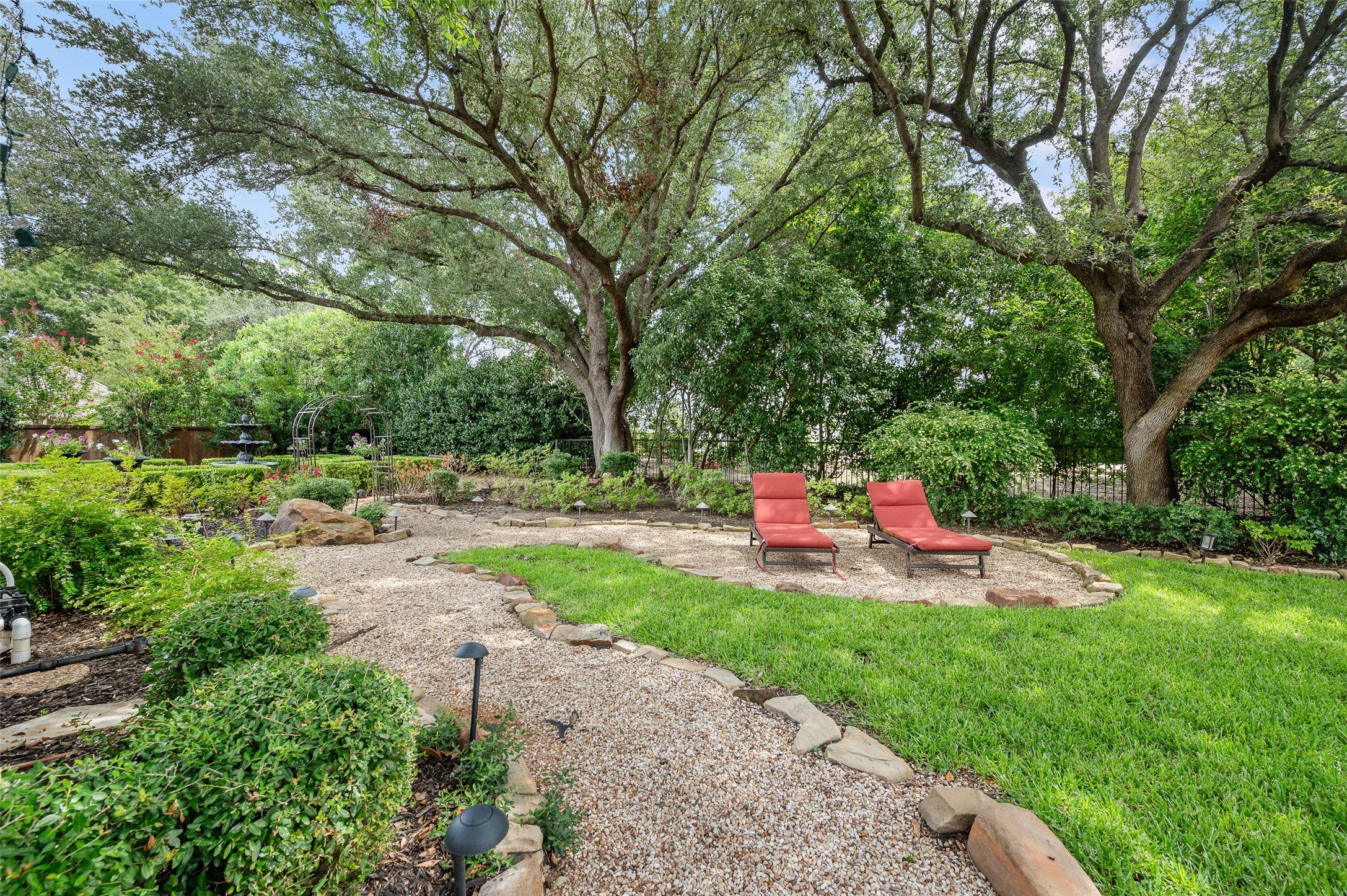 2004 Crown Knoll Lane Plano TX 75093