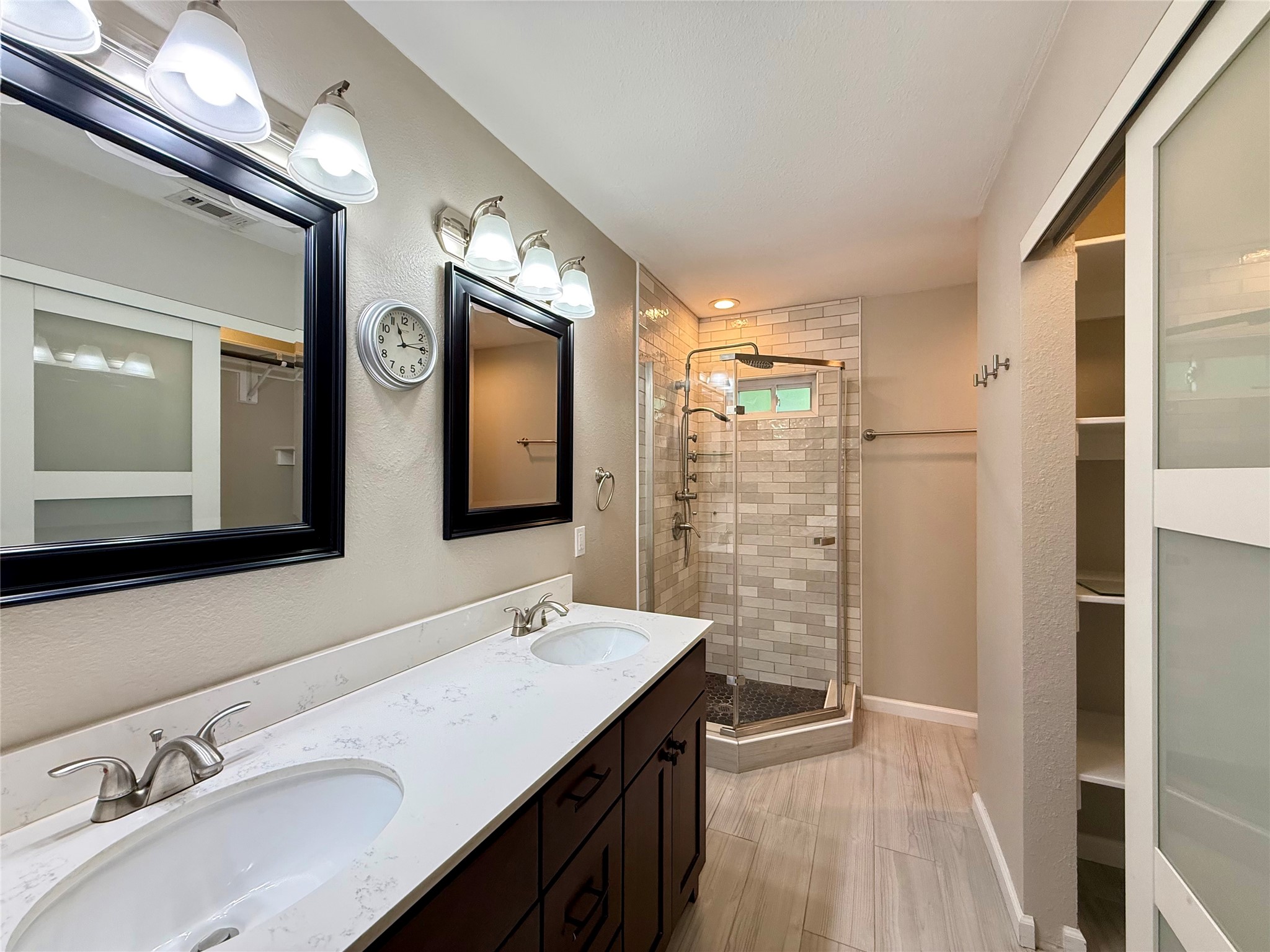 10518 Desdemona Drive Dallas TX 75228
