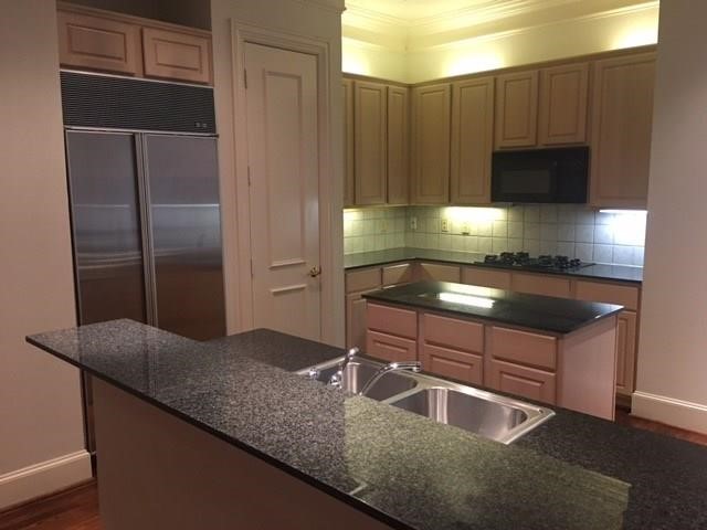 3535 Gillespie Street Dallas TX 75219