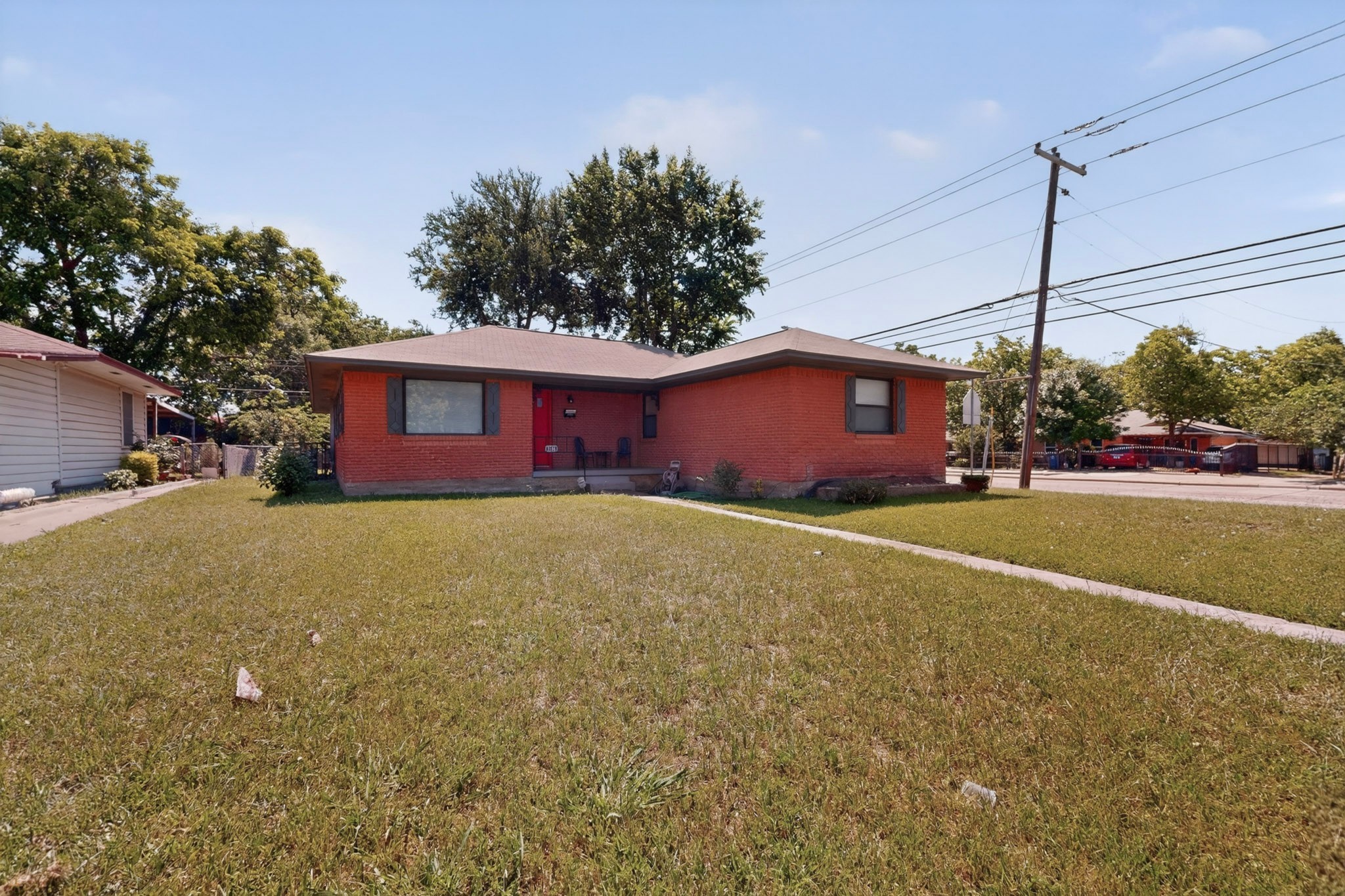2104 Hillburn Drive Dallas TX 75227