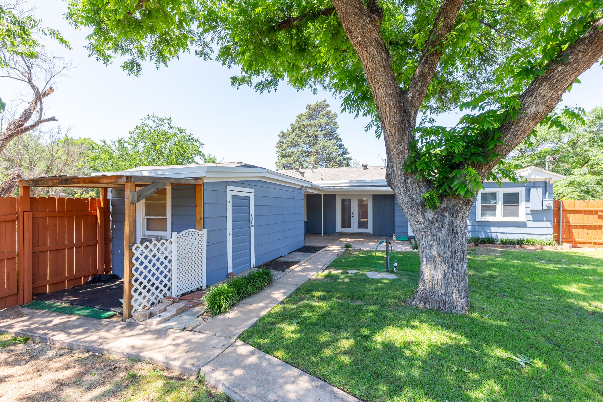 1357 Santos Street Abilene TX 79605