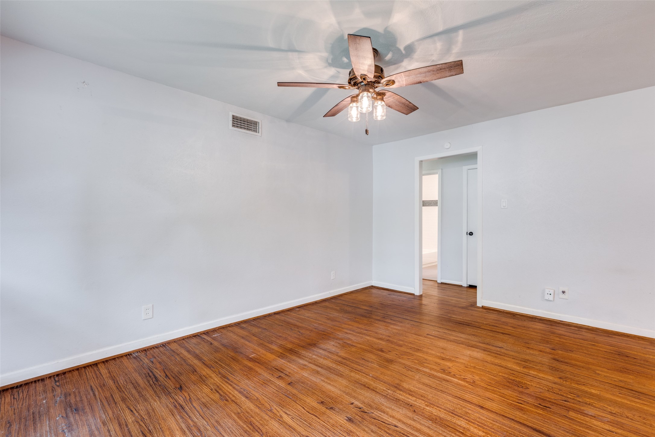 3230 San Lucas Avenue Dallas TX 75228