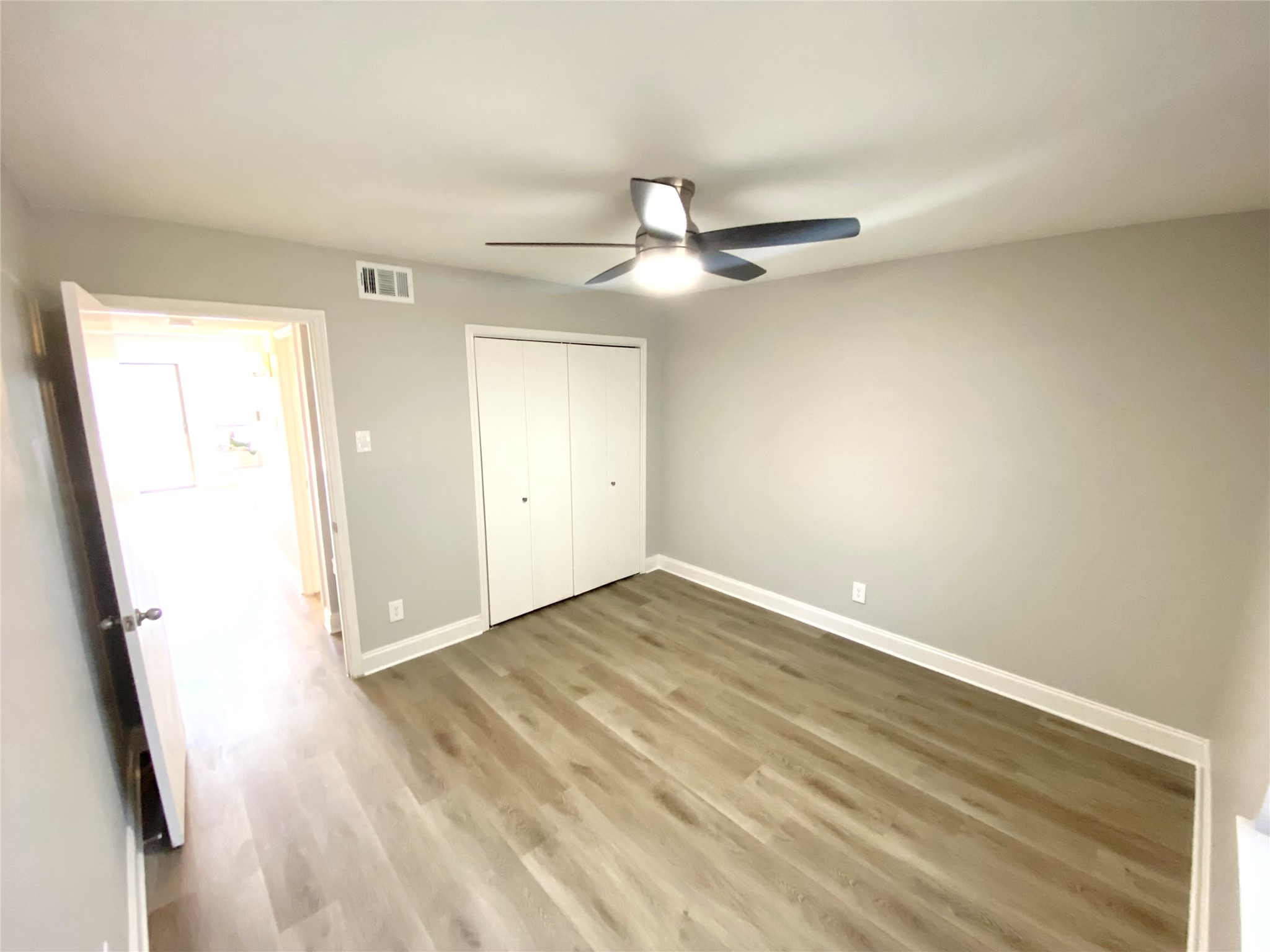 2505 Wedglea Drive Dallas TX 75211
