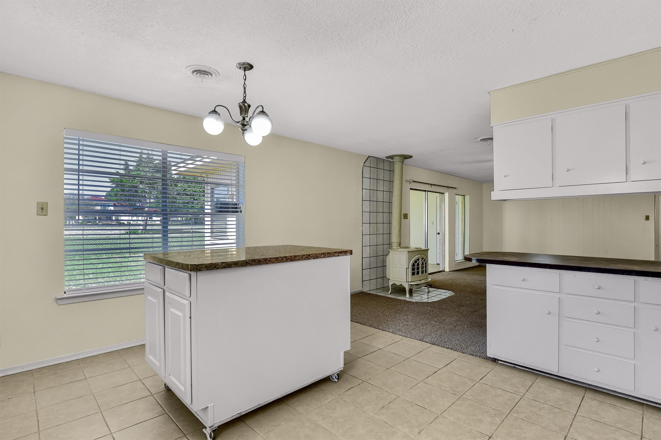 910 Kiowa Drive W Lake Kiowa TX 76240