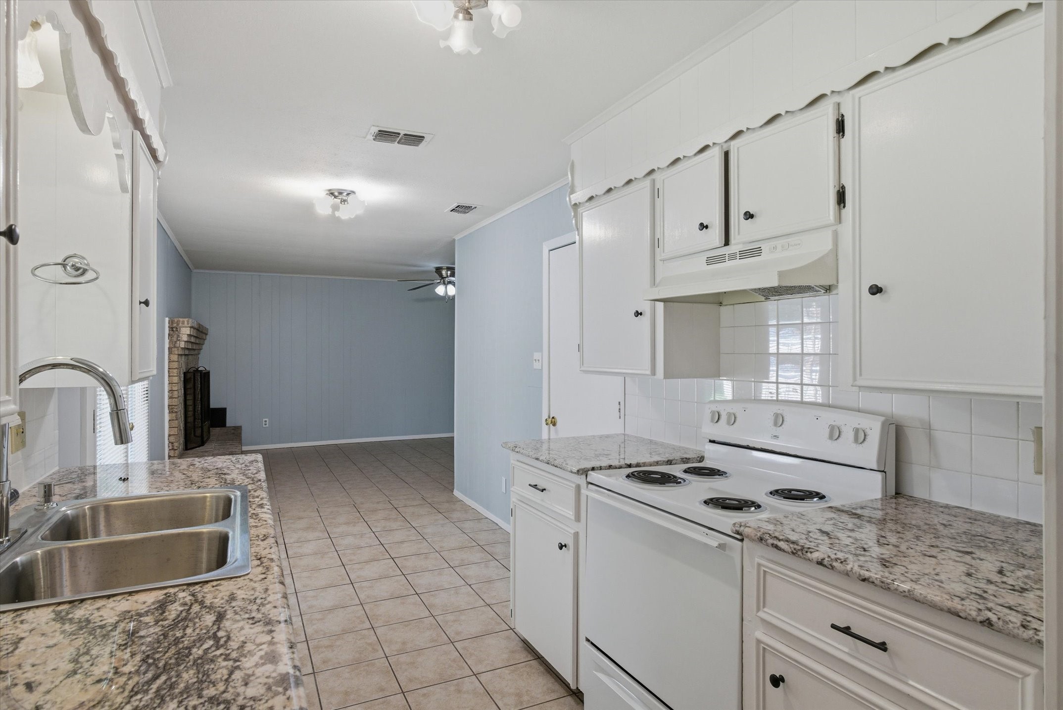 908 W State Highway 243 Canton TX 75103