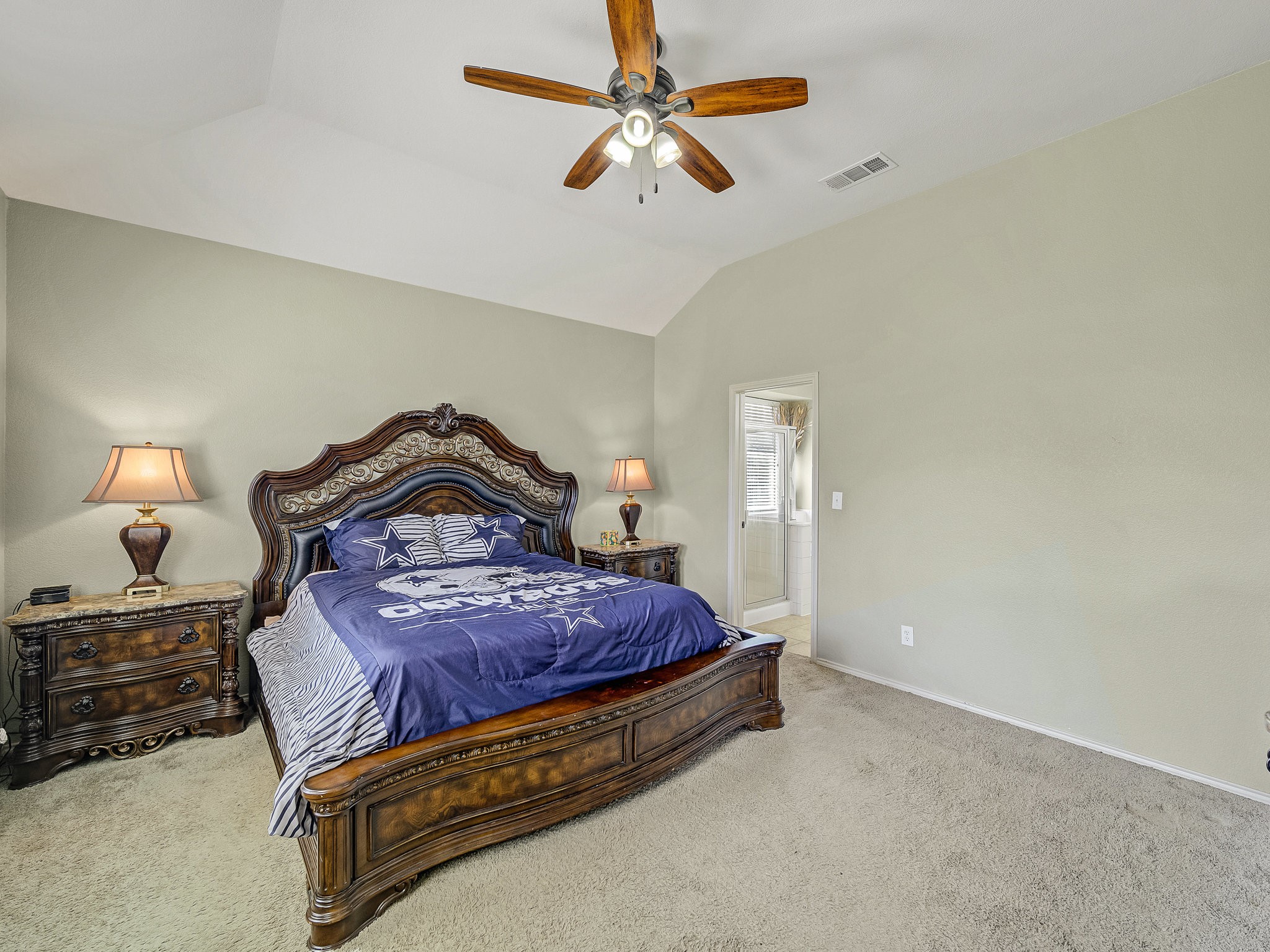 9332 Granger Lane Fort Worth TX 76244