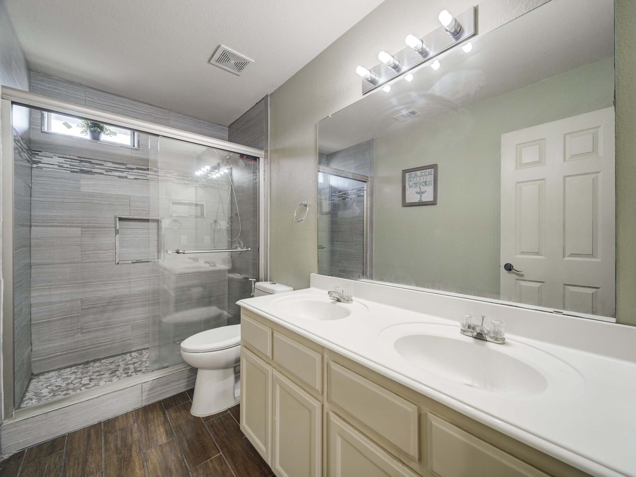 9332 Granger Lane Fort Worth TX 76244