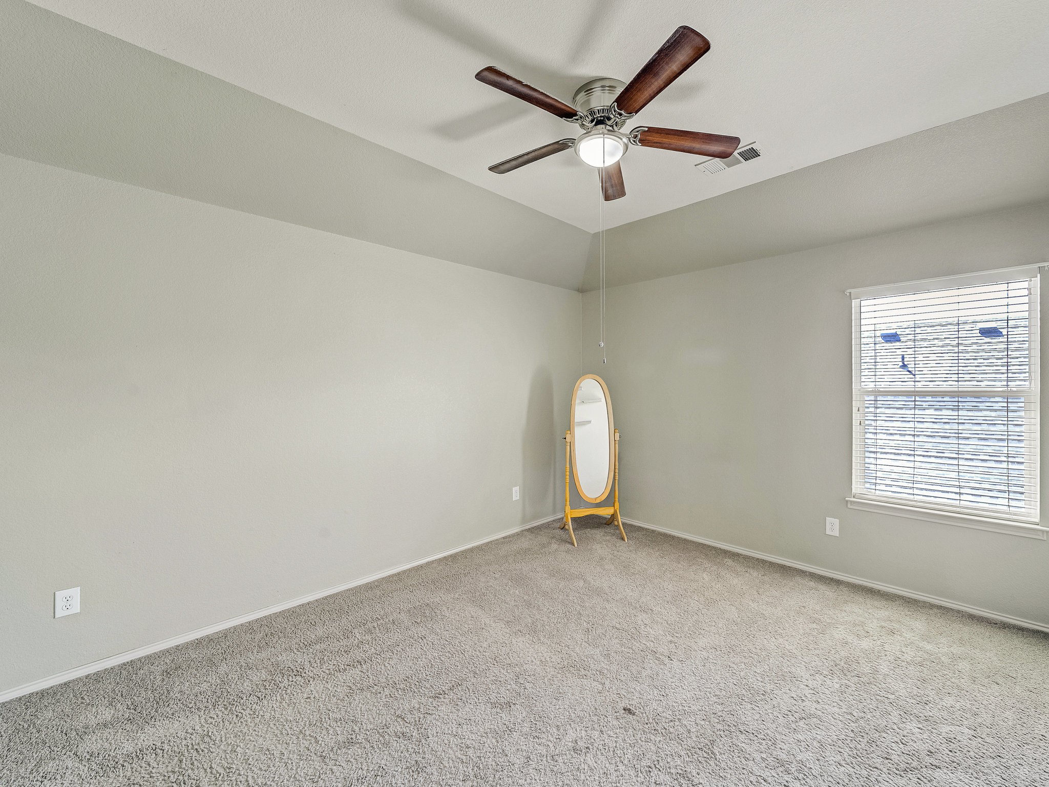 9332 Granger Lane Fort Worth TX 76244
