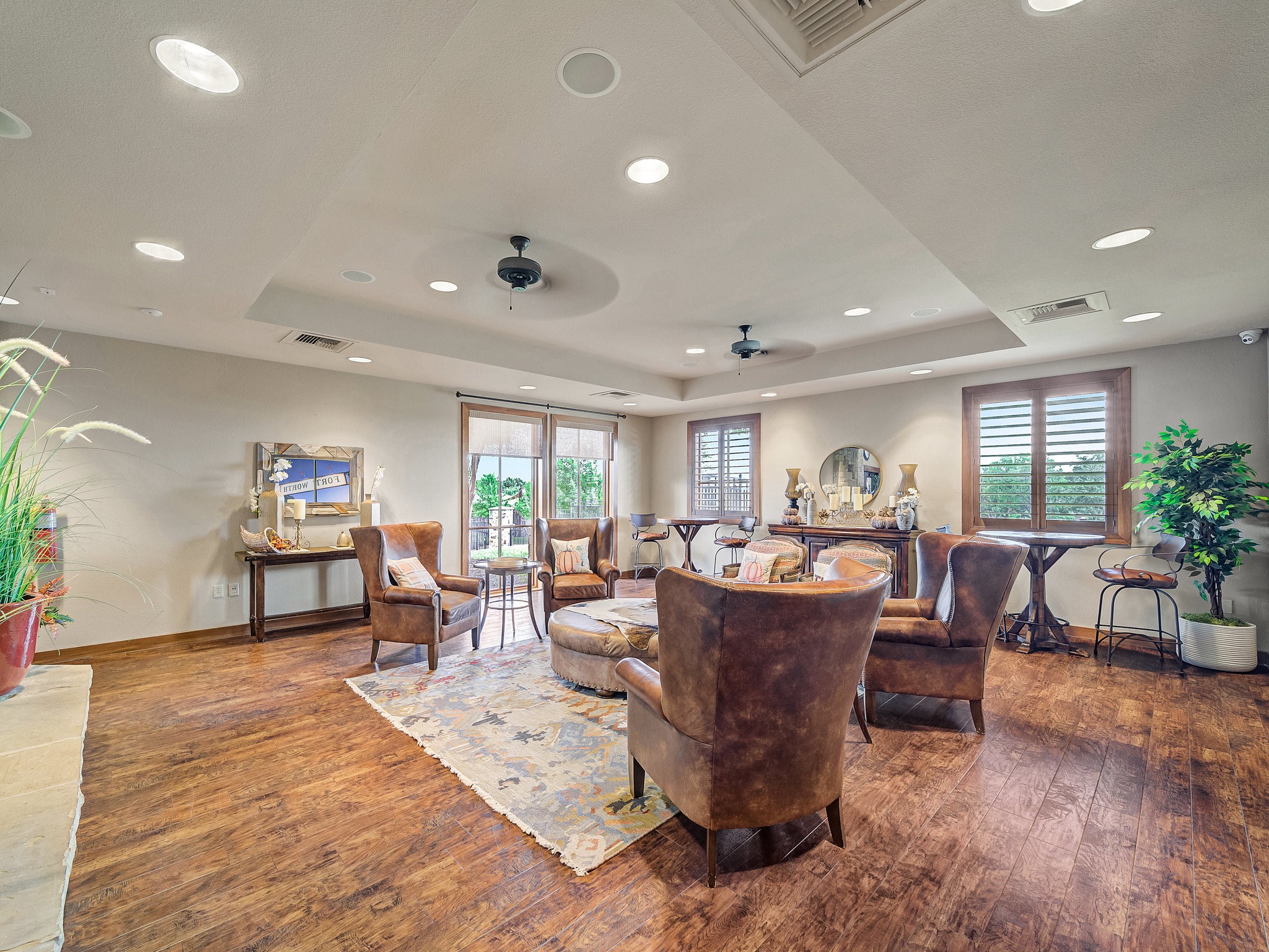 9332 Granger Lane Fort Worth TX 76244