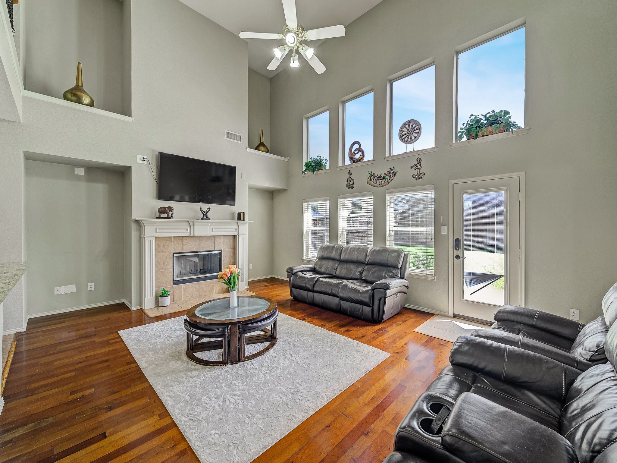 9332 Granger Lane Fort Worth TX 76244