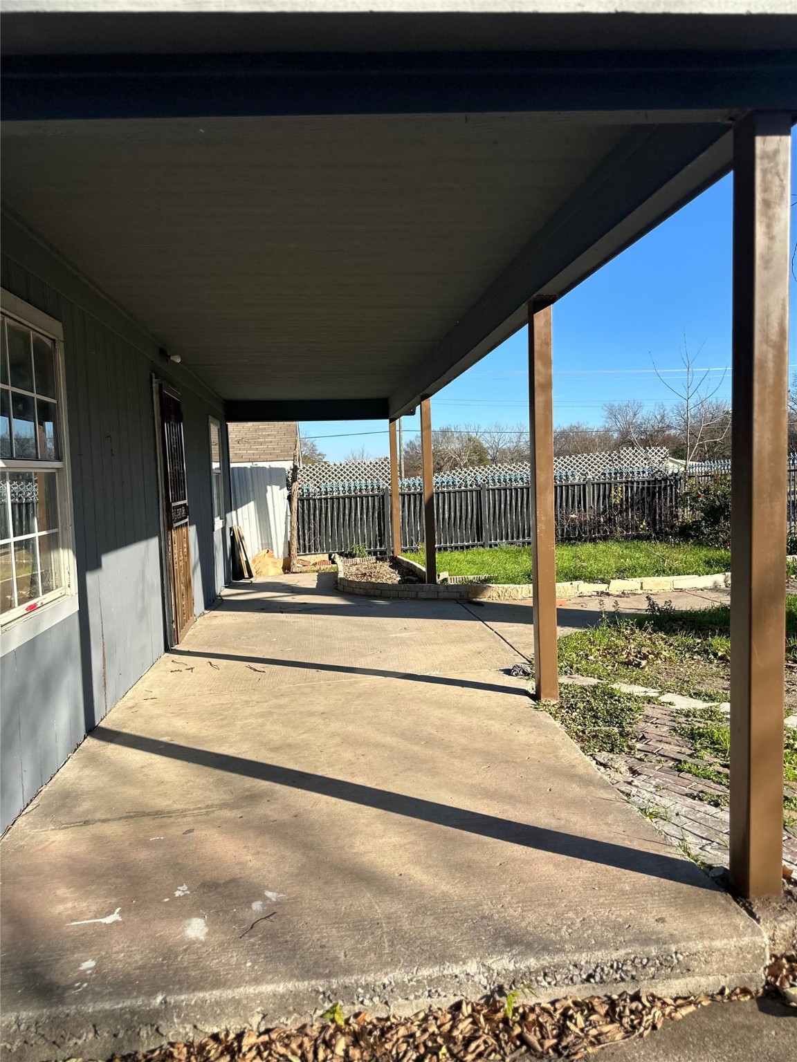 1117 E Harvey Avenue Fort Worth TX 76104