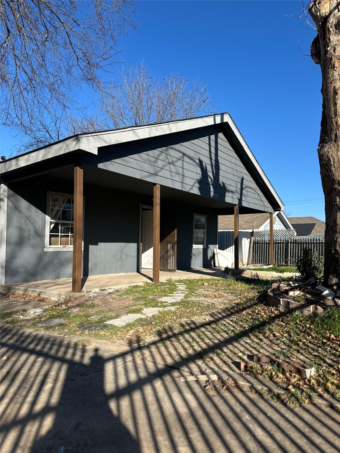 1117 E Harvey Avenue Fort Worth TX 76104