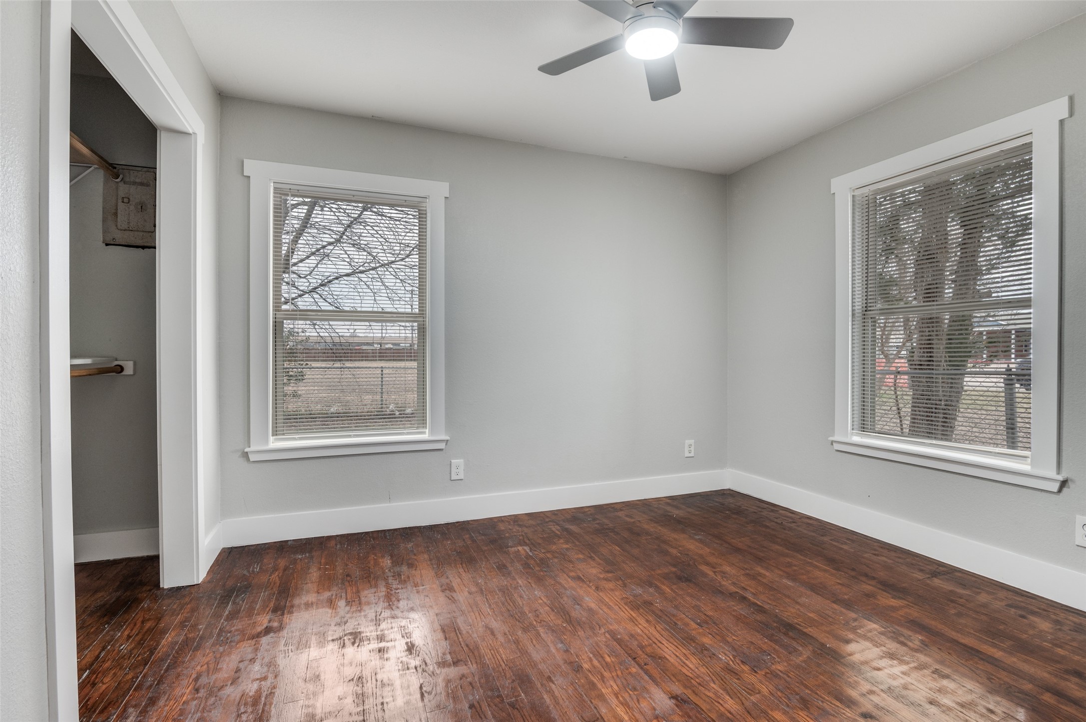 1326 Johns Avenue Lancaster TX 75134