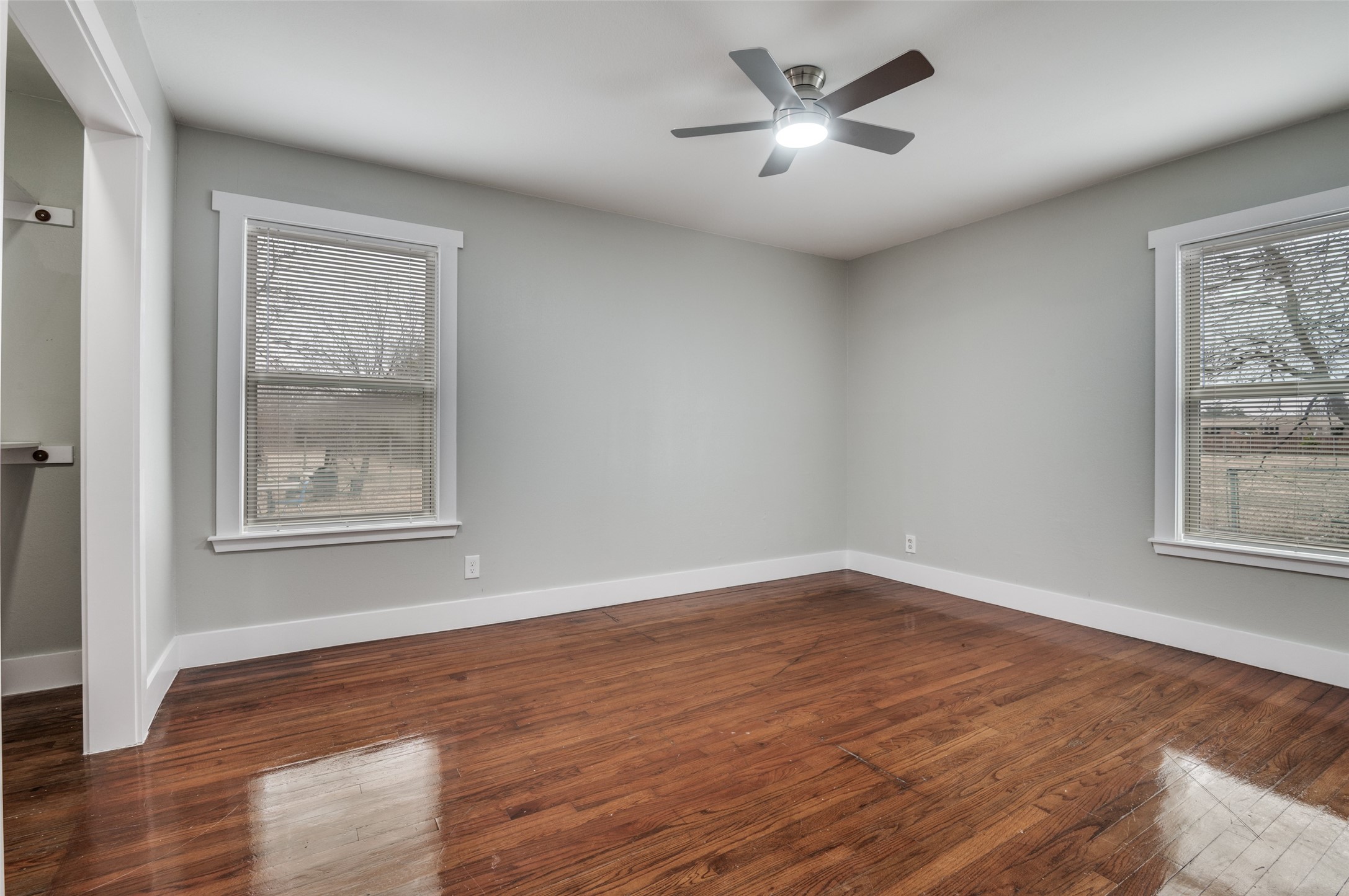 1326 Johns Avenue Lancaster TX 75134