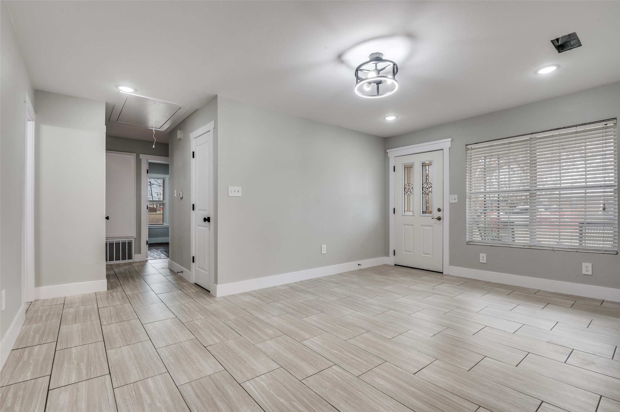 1326 Johns Avenue Lancaster TX 75134