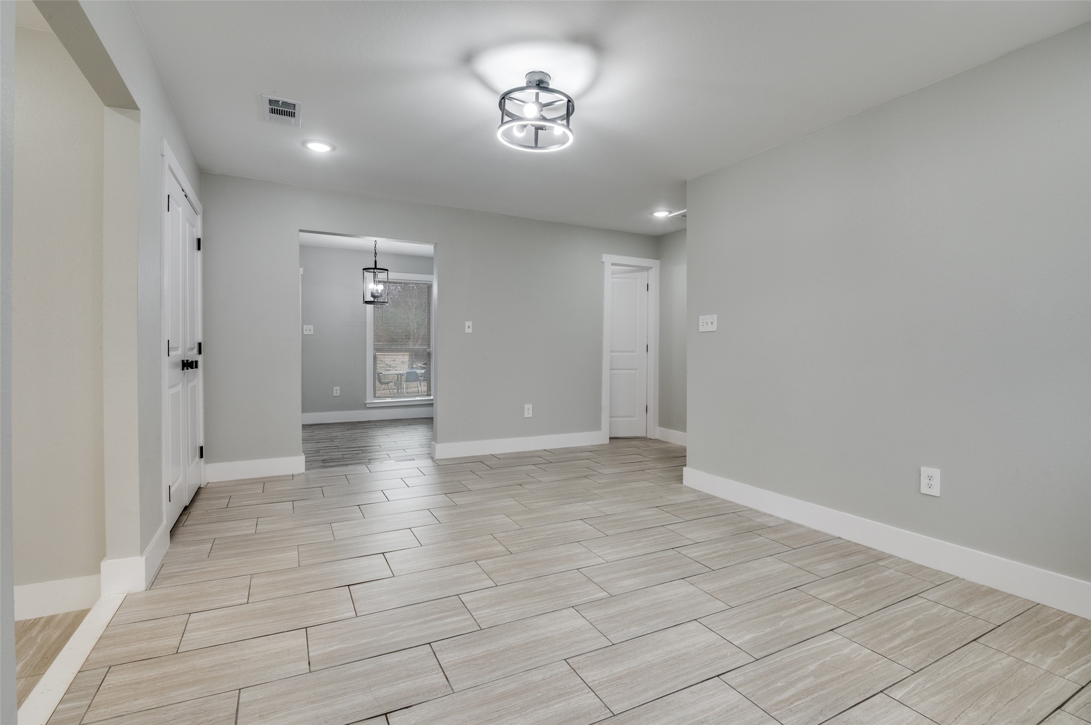 1326 Johns Avenue Lancaster TX 75134