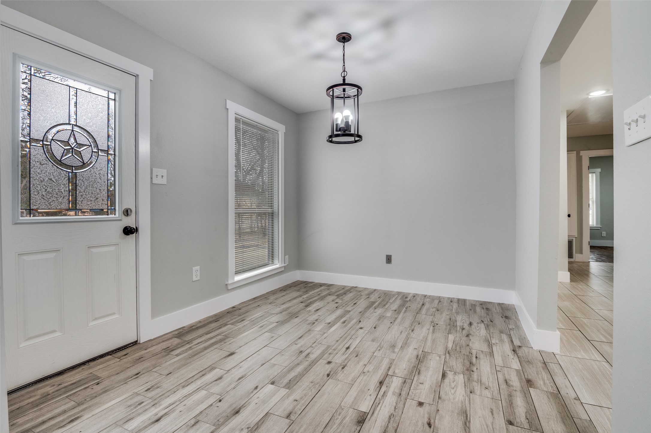 1326 Johns Avenue Lancaster TX 75134
