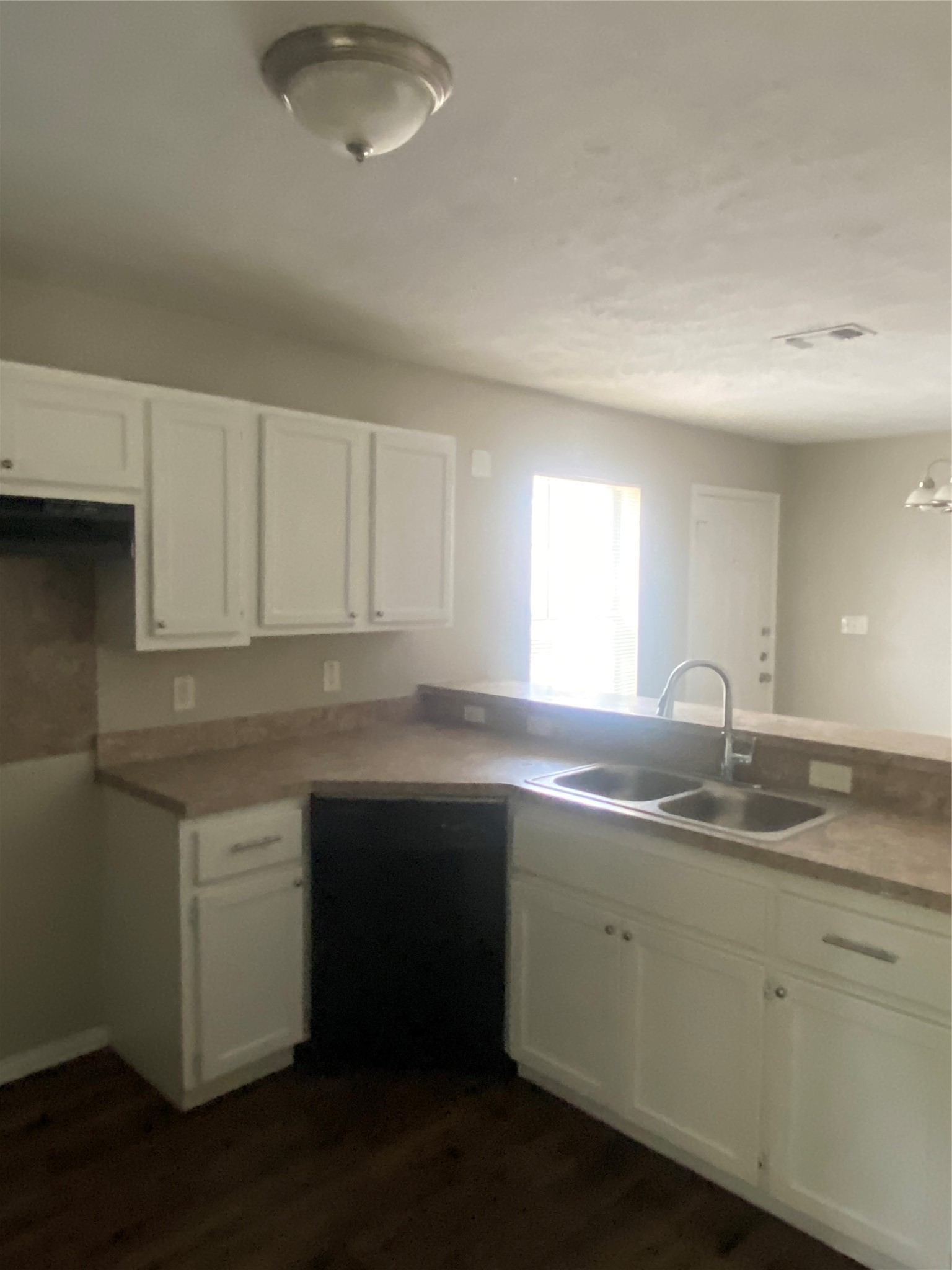 4306 Landrum Avenue Dallas TX 75216