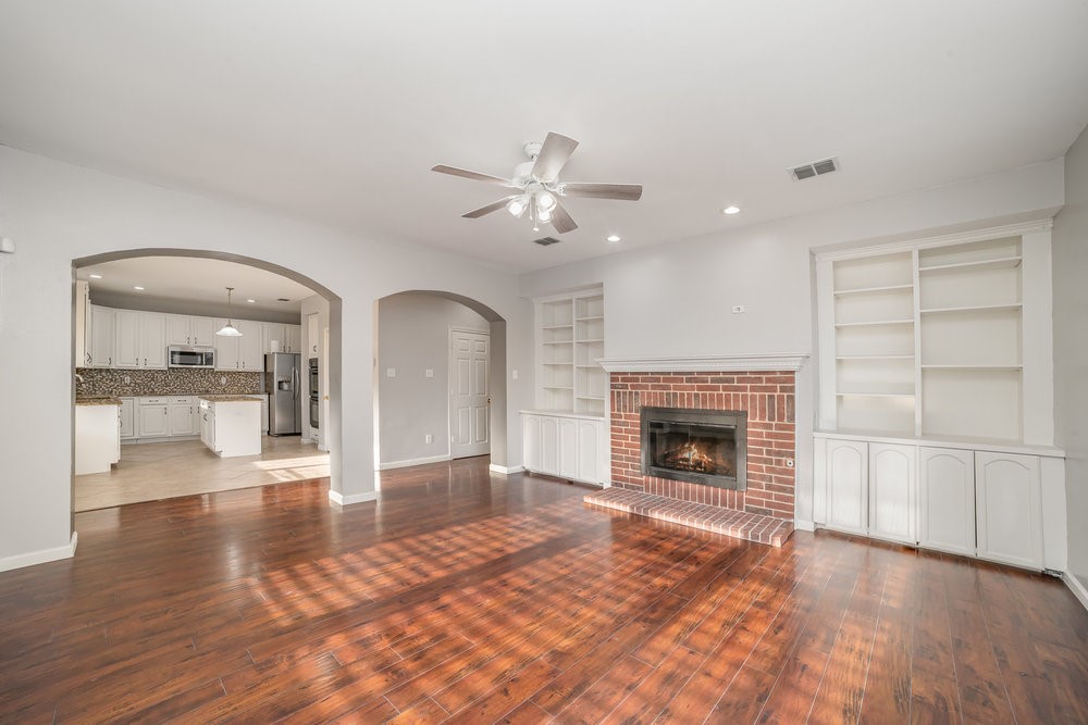 1908 Wood Crest Drive Grapevine TX 76051