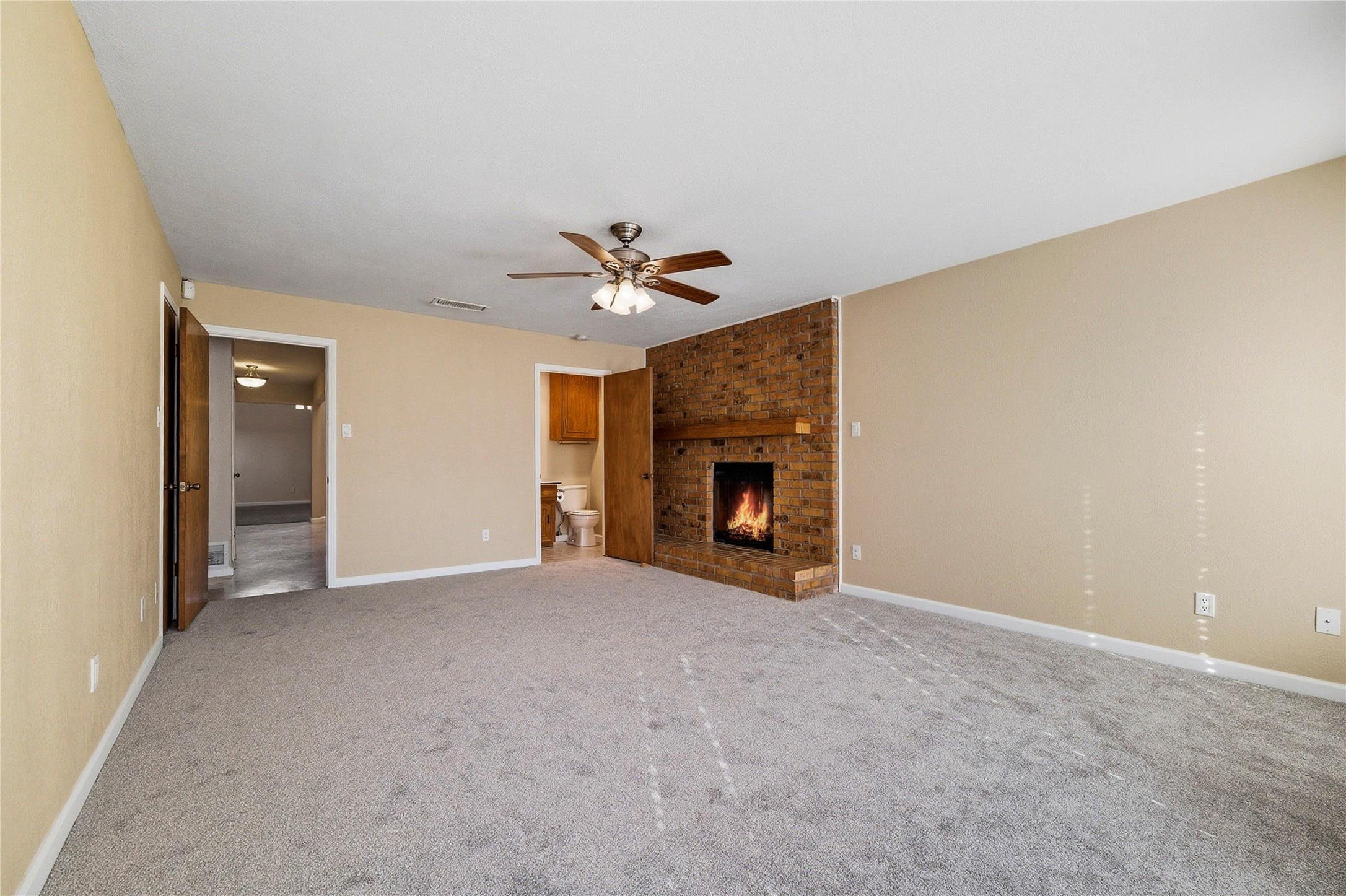 322 N Greenstone Lane Duncanville TX 75116