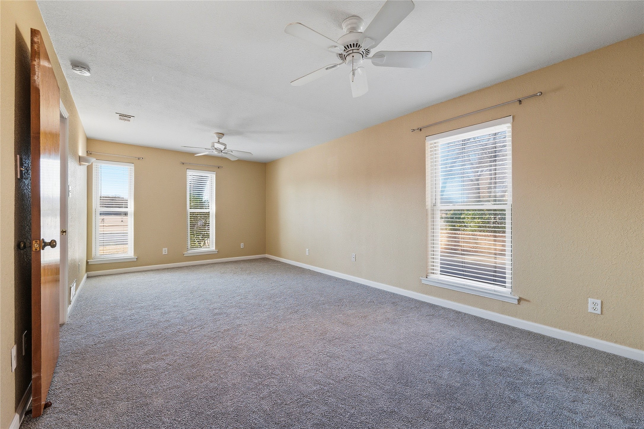 322 N Greenstone Lane Duncanville TX 75116
