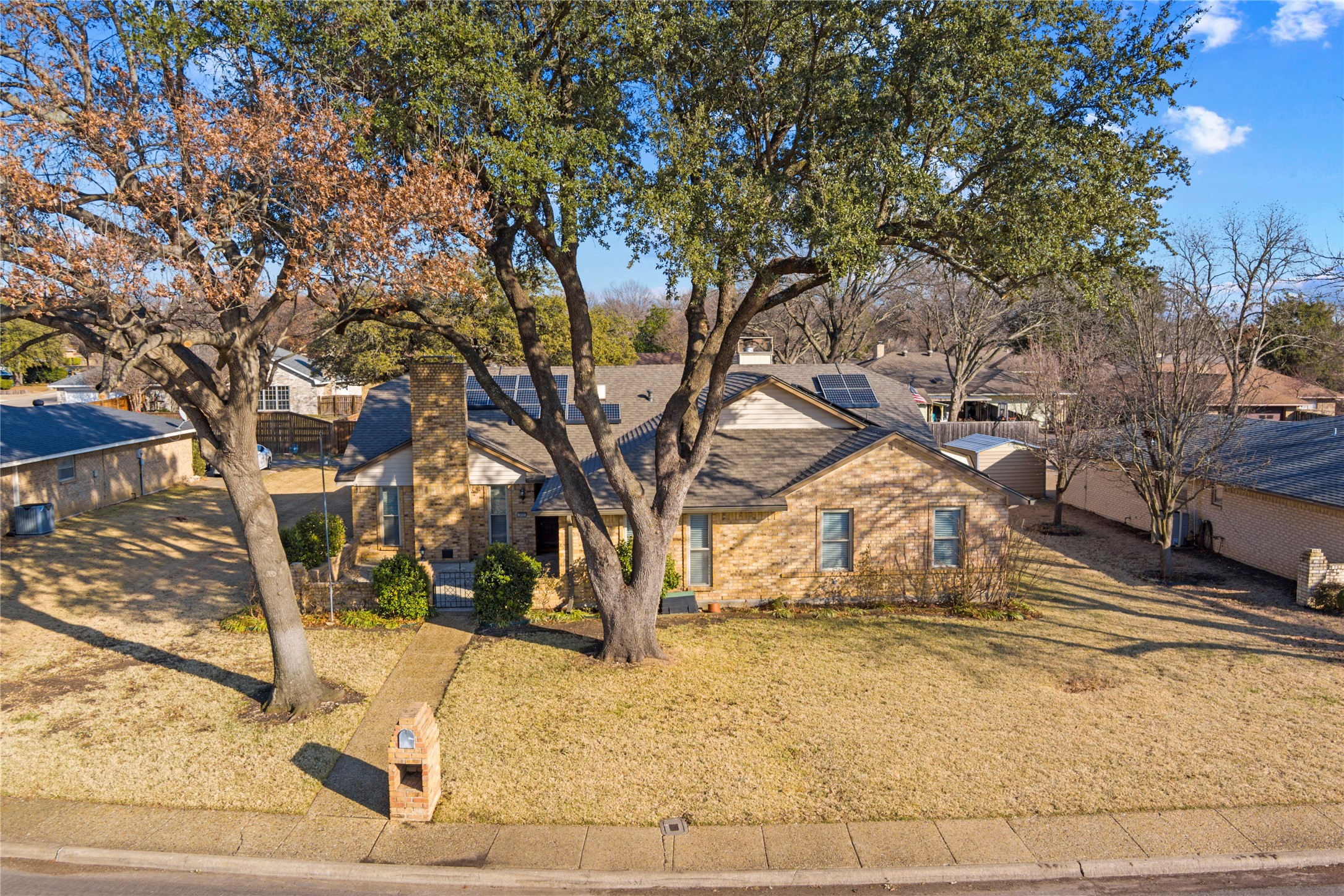 322 N Greenstone Lane Duncanville TX 75116