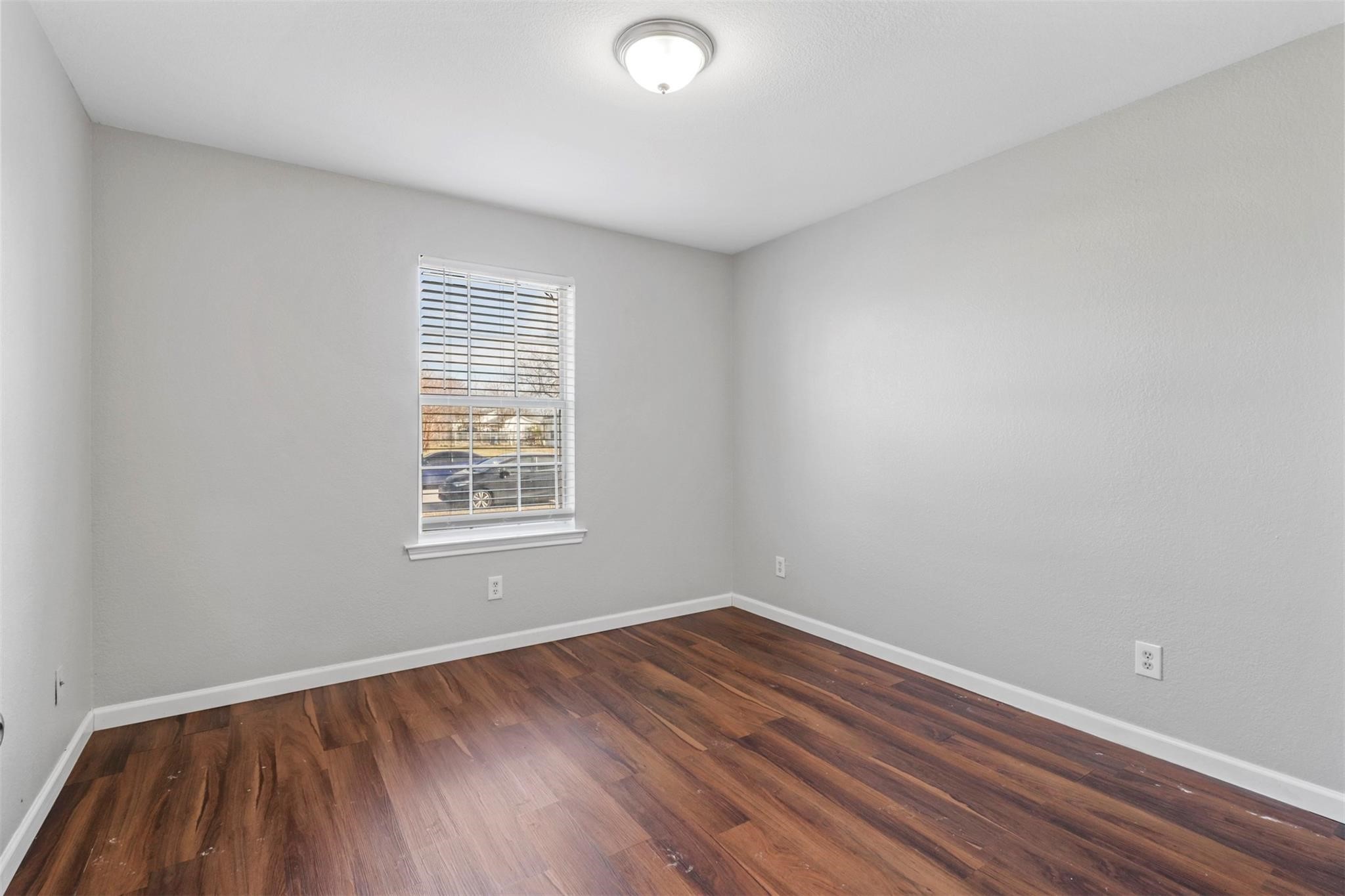 1716 Manor Garden Greenville TX 75401