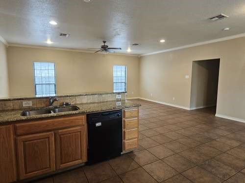 2528 S 3rd Street Waco TX 76706