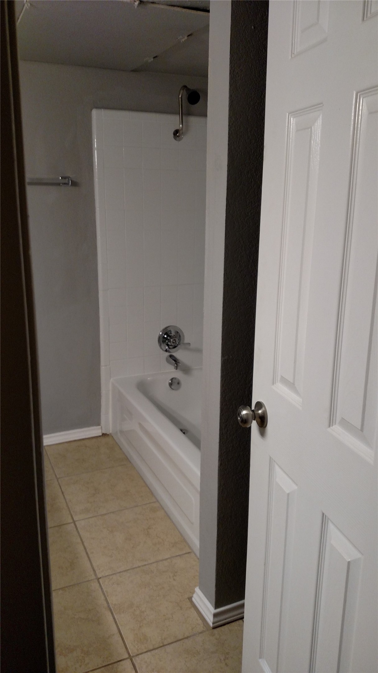 2017 Paisley Drive Arlington TX 76015